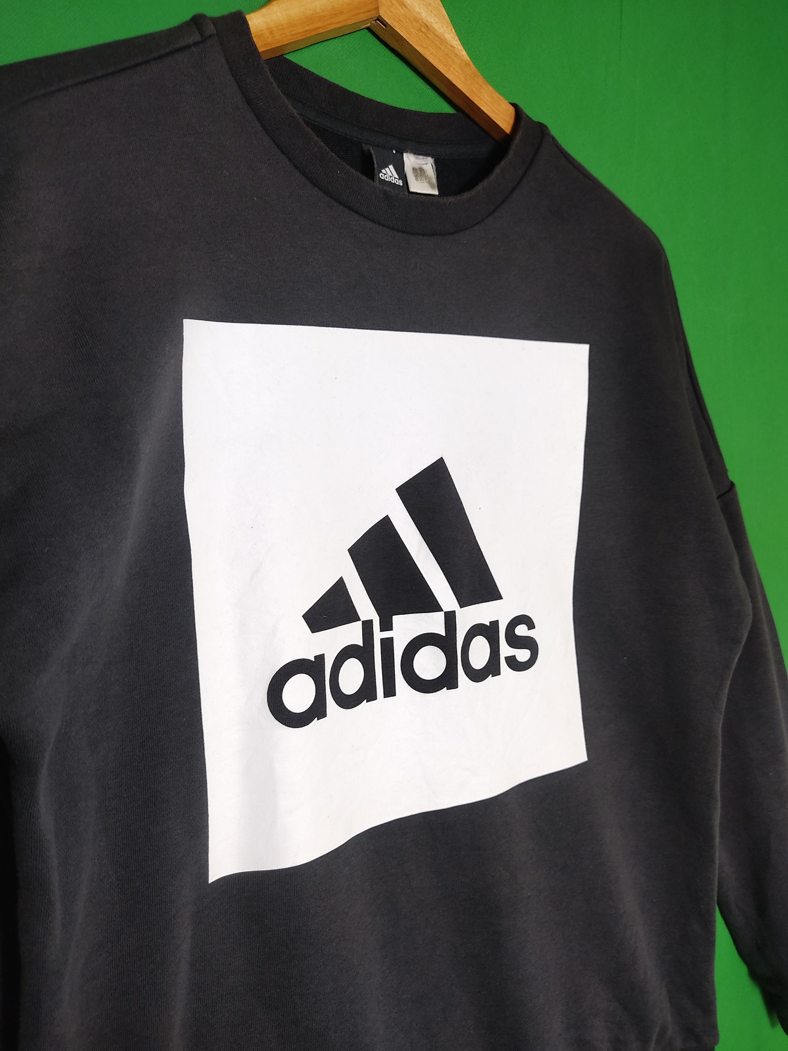 Adidas Adidas Sweatshirt with big logo Size US M / EU 48-50 / 2 - 9 Thumbnail