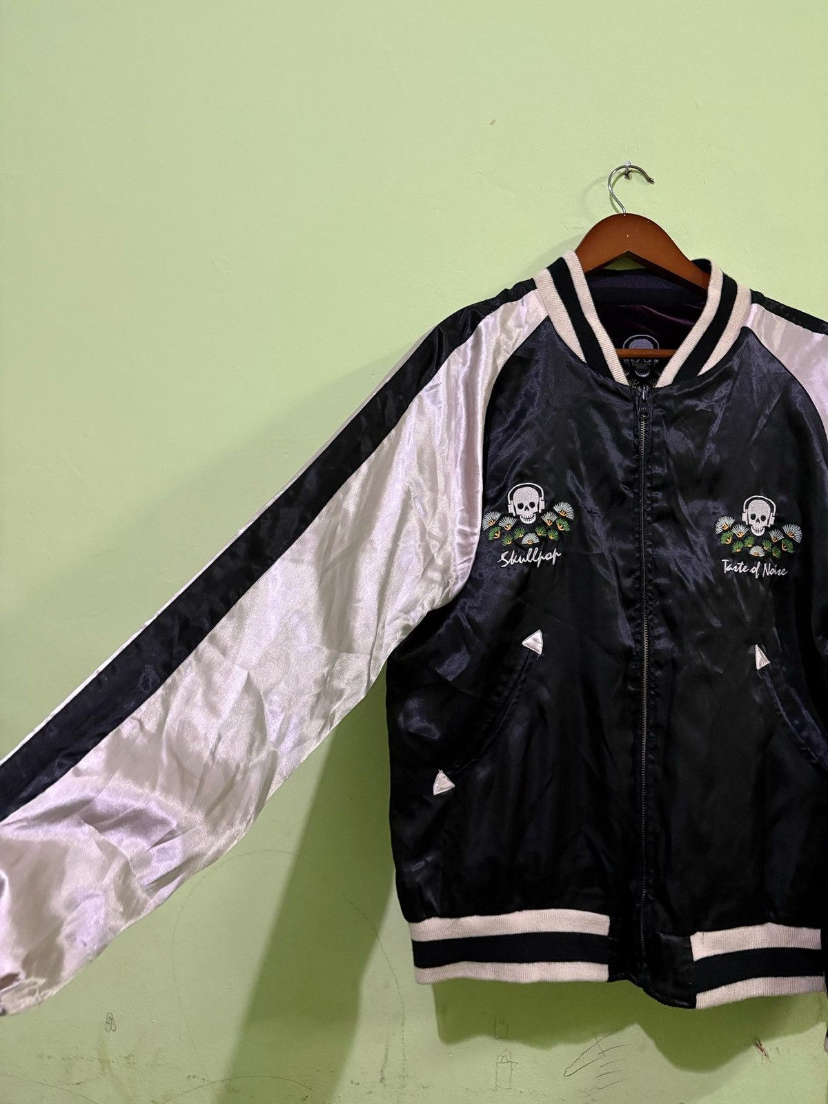 Japanese Brand VTG Sukajan Jacket skeleton taste of Noise Embroidered Size US L / EU 52-54 / 3 - 2 Thumbnail
