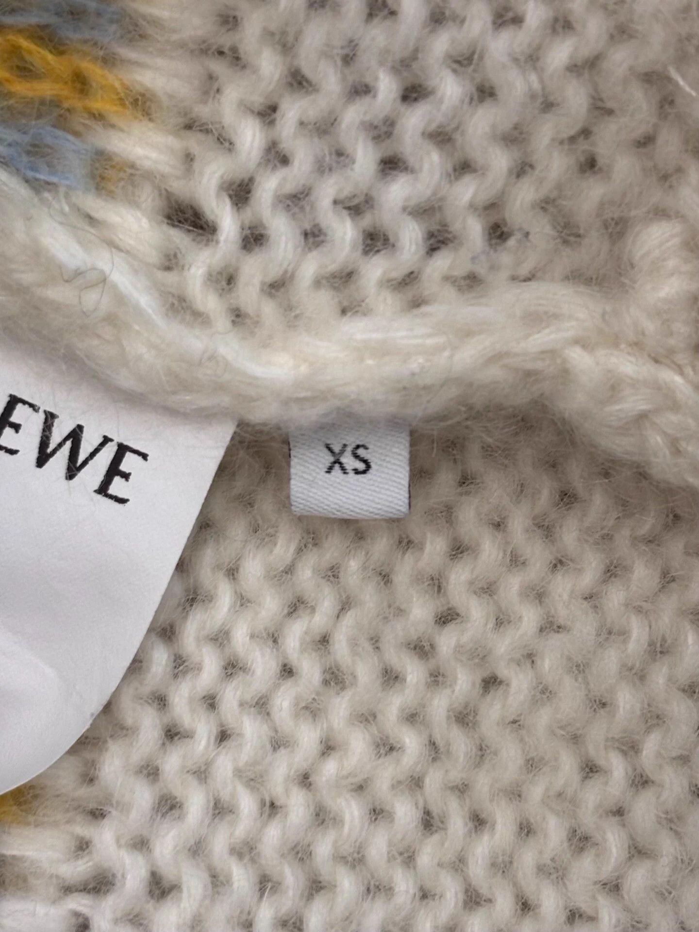 Loewe Loewe Deer Logo Mohair Cardigan XS White Size XS / US 0-2 / IT 36-38 - 7 Thumbnail