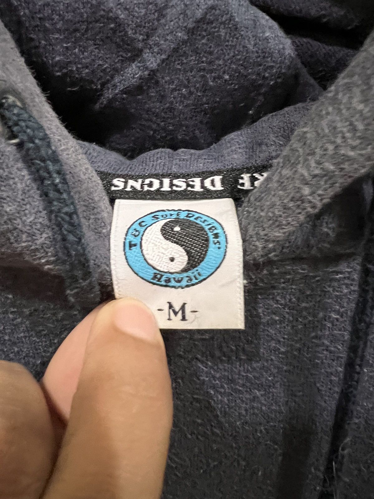 Vintage Vintage Town & Country Surf Design Hoodies Size US M / EU 48-50 / 2 - 4 Thumbnail