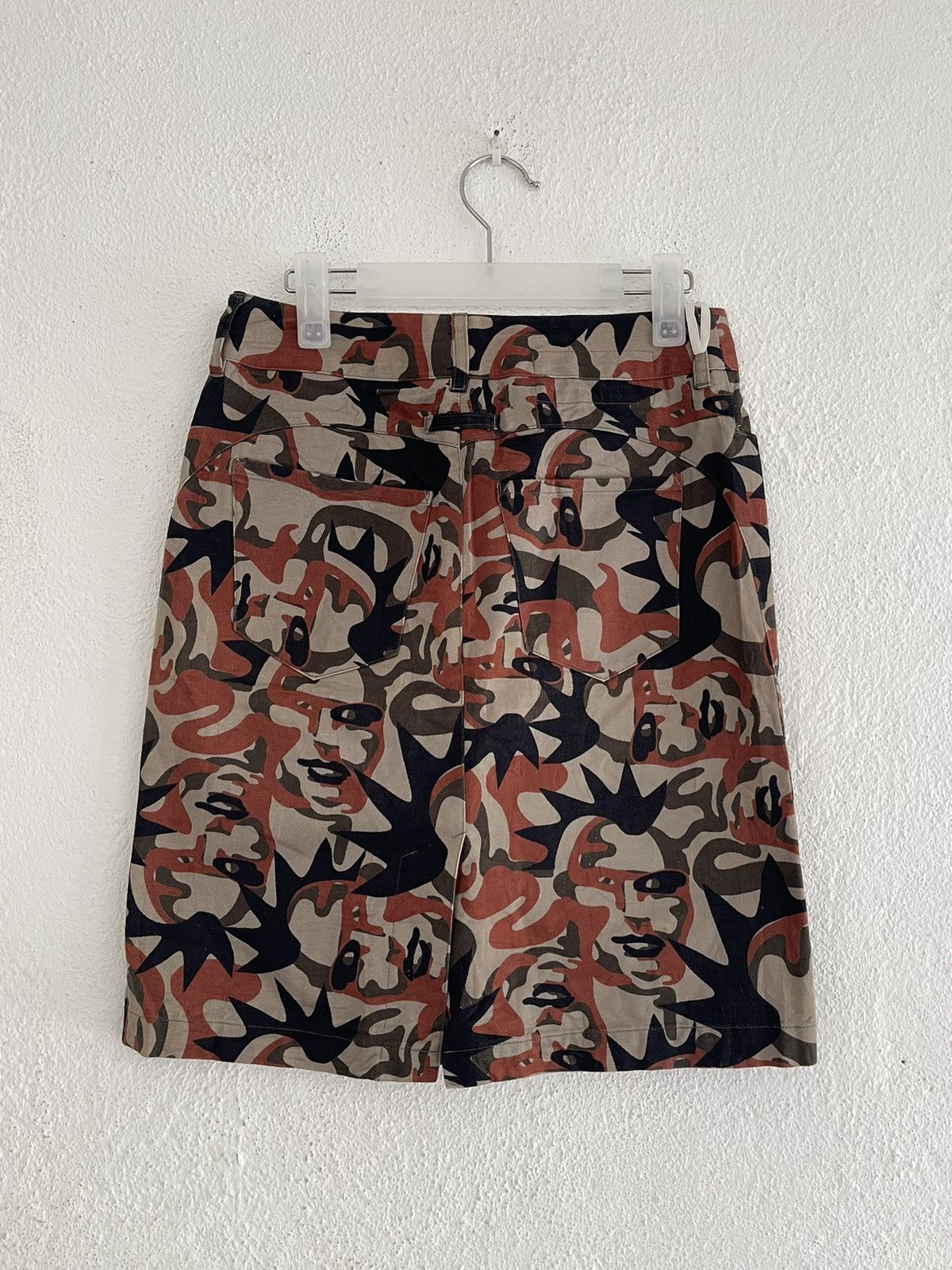 Designer × Jean Paul Gaultier Jean Paul Gaultier Fight Against Racism Camo Punk Skirt Size 28" / US 6 / IT 42 - 1 Thumbnail