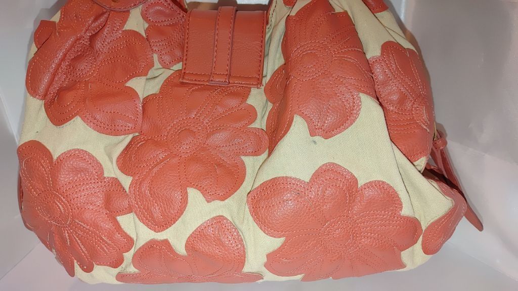 Big Bud Press Big Buddha Coral Hibiscus XL Bag Size ONE SIZE - 8 Thumbnail