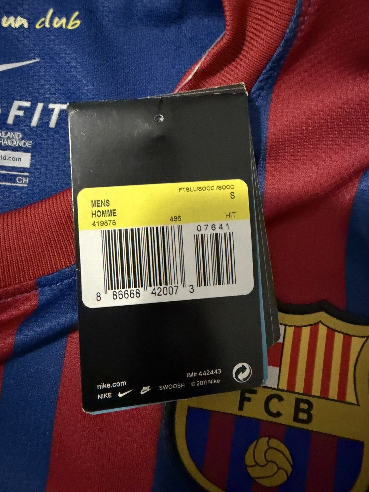 Nike Iniesta Barcelona Jersey 2011/2012 Size US S / EU 44-46 / 1 - 4 Thumbnail