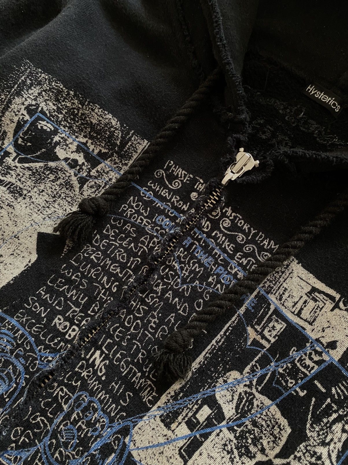 SOLD ) Hysteric Glamour x Destroy all monsters zip up