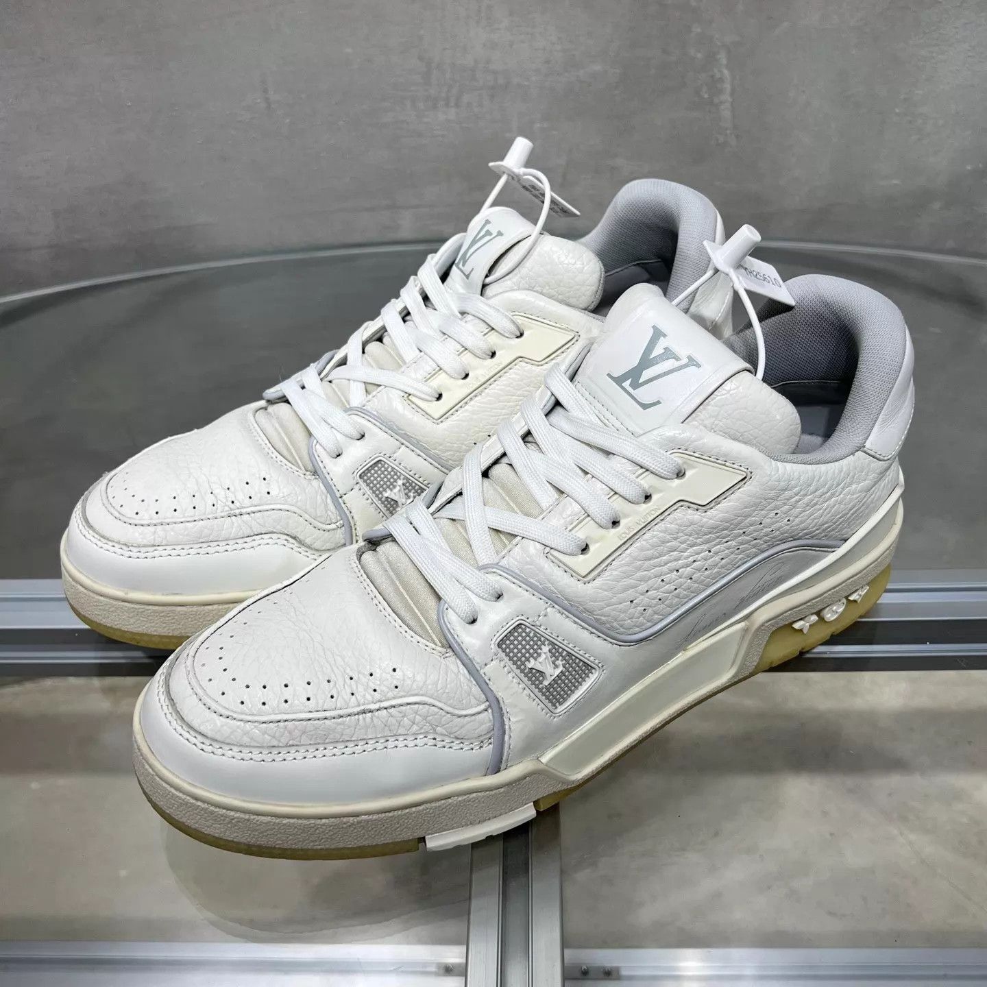 Louis Vuitton LV Trainer White Cement UK7.5 (41.5) Size US 8.5 / EU 41-42 - 3 Thumbnail