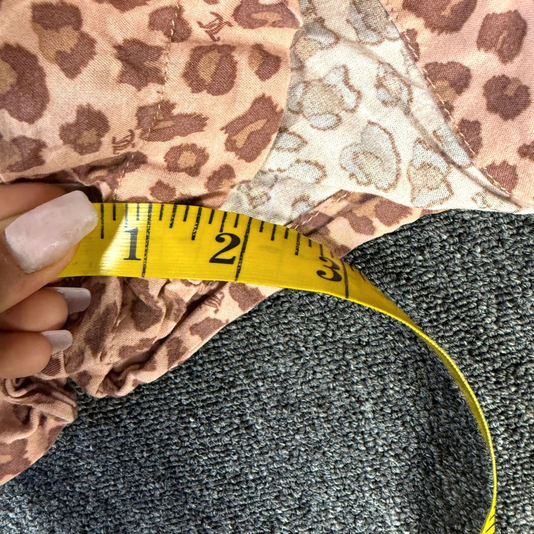 Juicy Couture VINTAGE Juicy Couture Lounge Short Womens XL Tan Brown Leopard Print Pull On Size 40" / US 18 - 4 Thumbnail