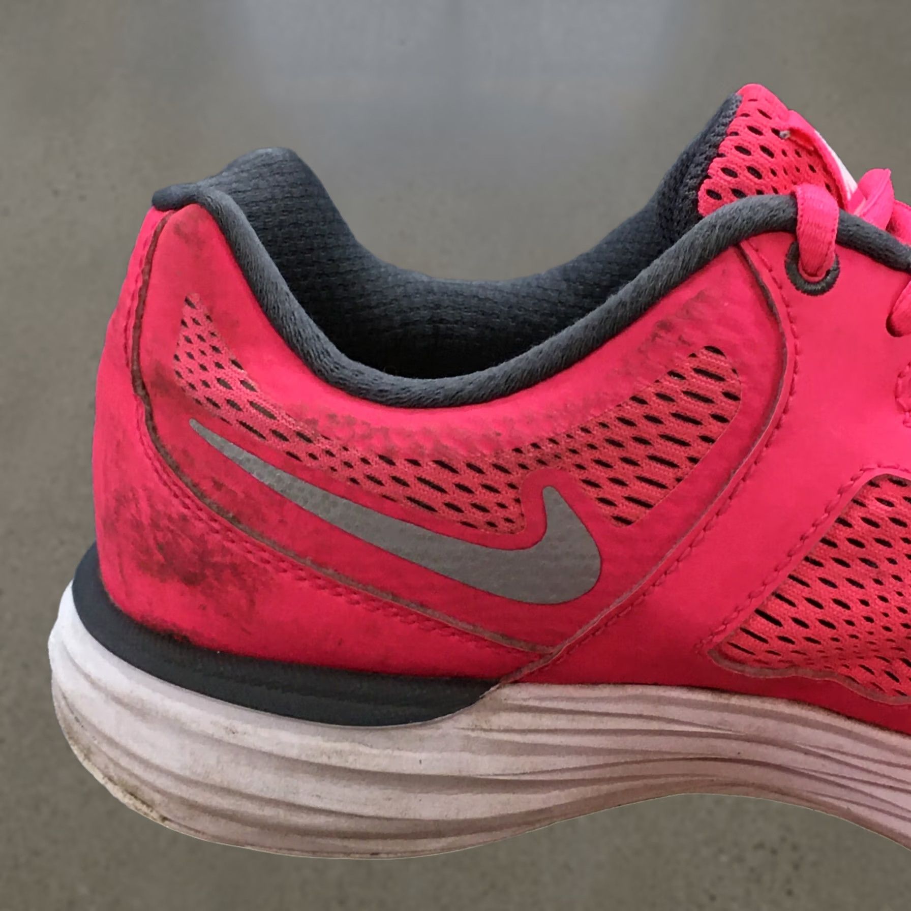 Nike Nike Sneaker Women 9.5 Pink Tri Fusion Athletic Running Laced Up Casual Size US 10 / IT 40 - 1 Thumbnail