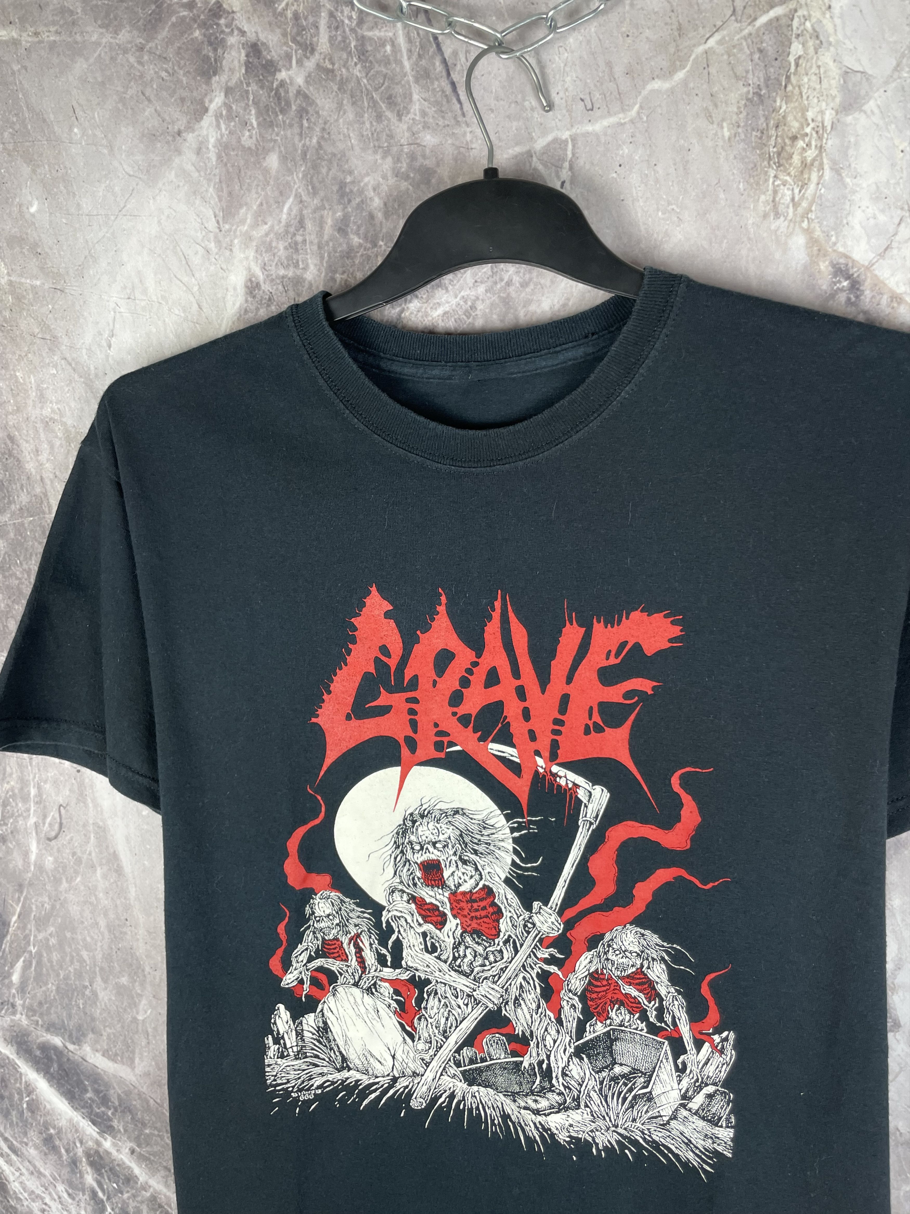 Band Tees Grave vintage metal band tee 2008 Size US M / EU 48-50 / 2 - 3 Thumbnail