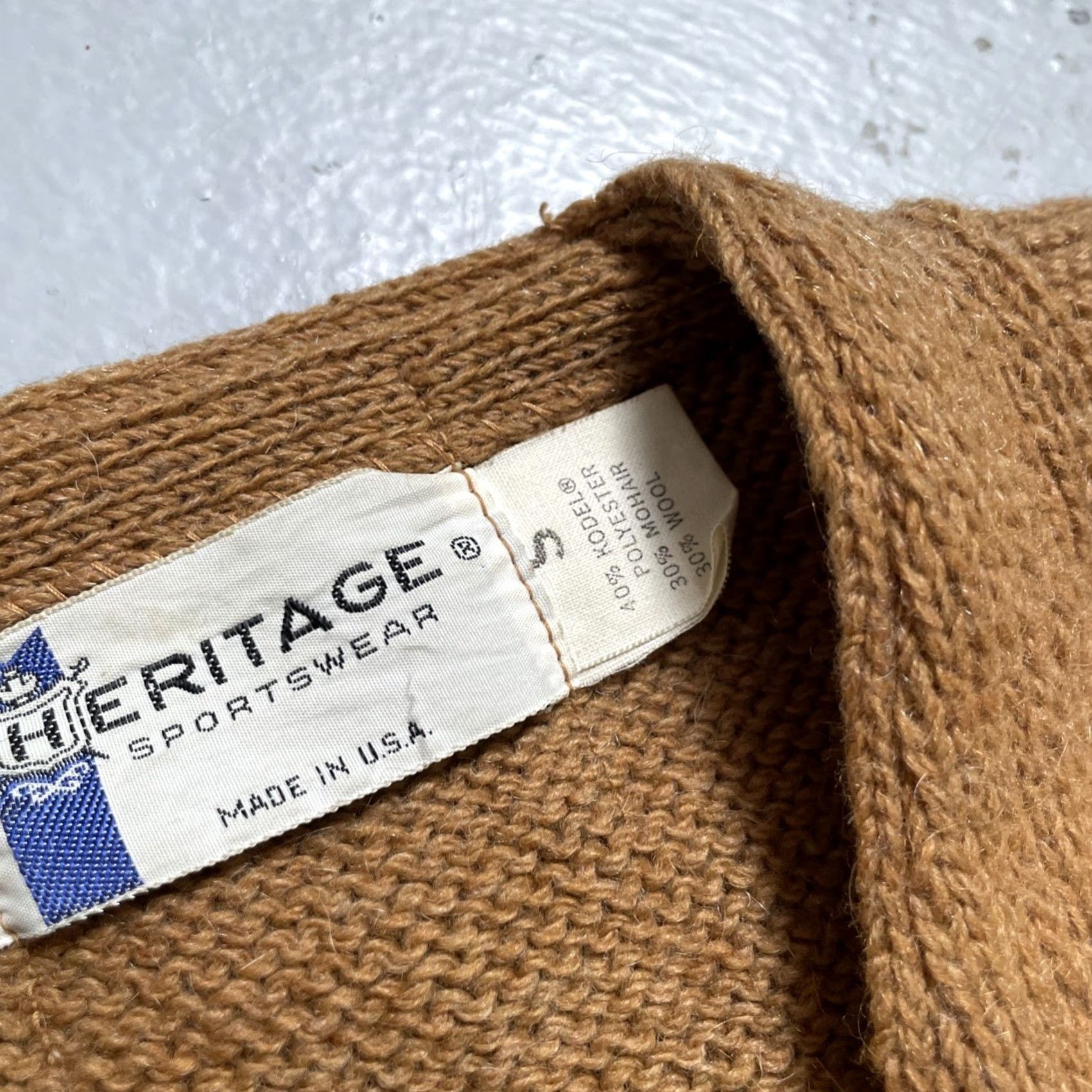Vintage VINTAGE Heritage Sportwear Cardigan Unisex Adults Sweater S Brown Mohair Wool Polyester Knit 60s 70s Rockabilly USA Shaggy Grunge Classic Size US S / EU 44-46 / 1 - 3 Thumbnail