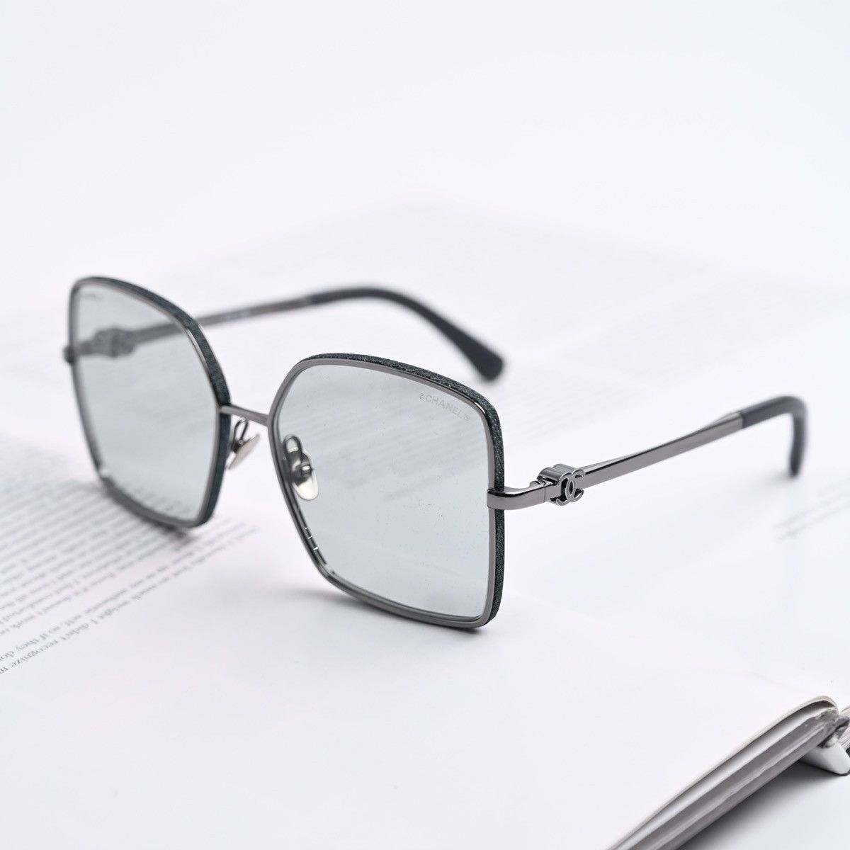 Chanel CHANEL 0CH4288Q C10887 SUNGLASSES Size ONE SIZE - 2 Thumbnail