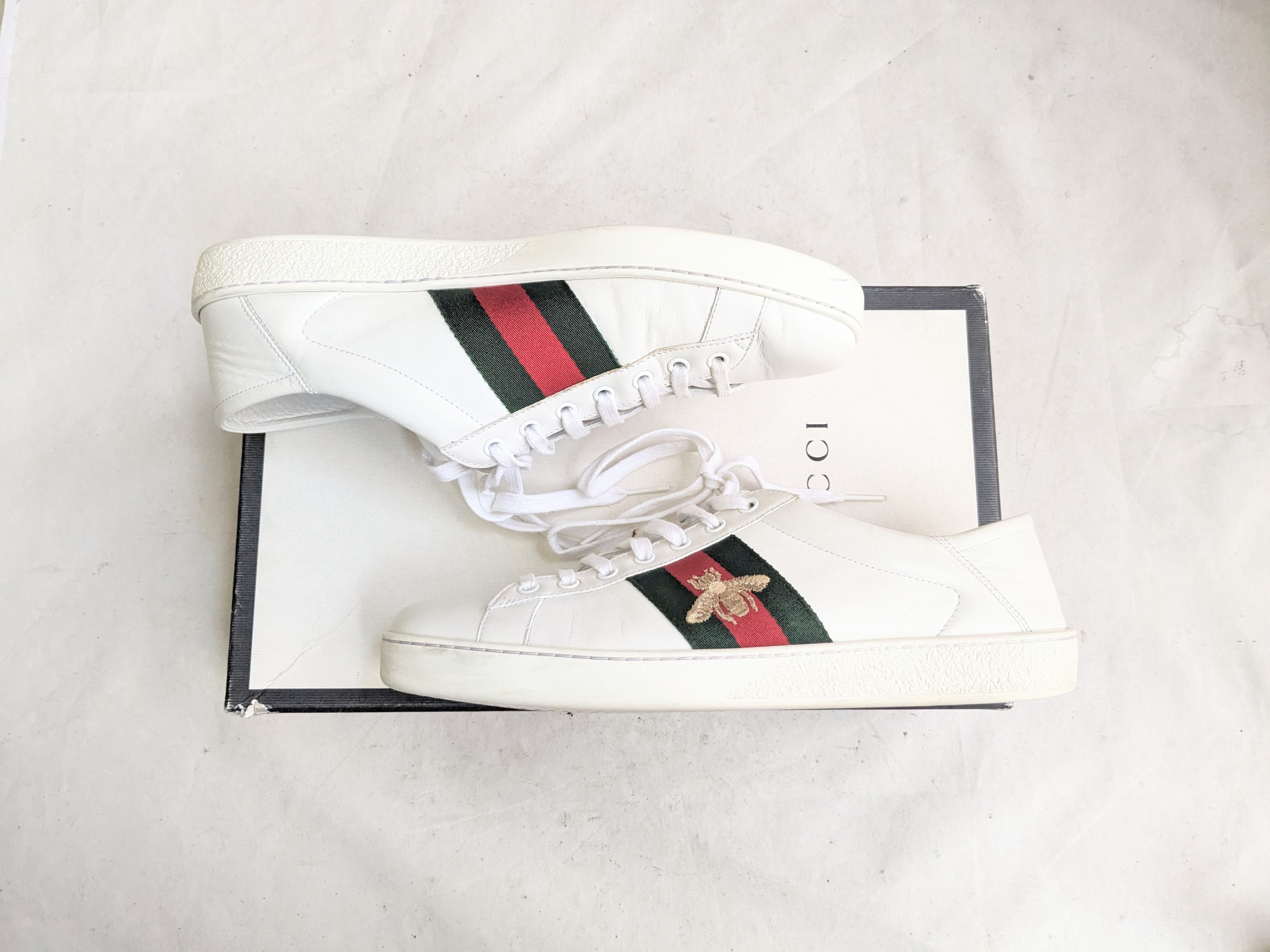 Gucci Gucci Ace Sneakers Bee White 9.5 Low Tops Size US 9.5 / EU 42-43 - 1 Thumbnail