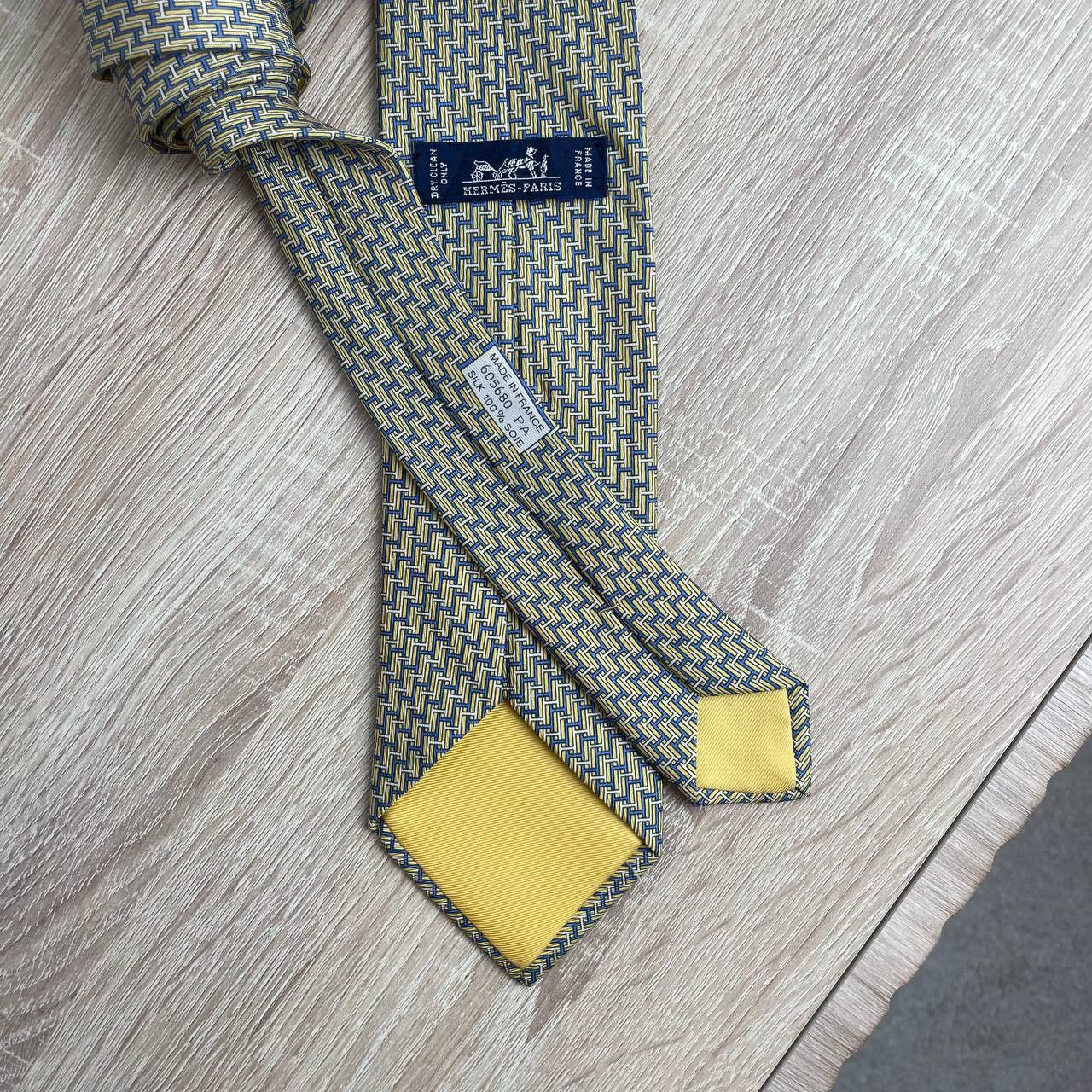 Hermes Hermes Paris Silk Tie 605680 PA Geometry Yellow Size ONE SIZE - 4 Thumbnail