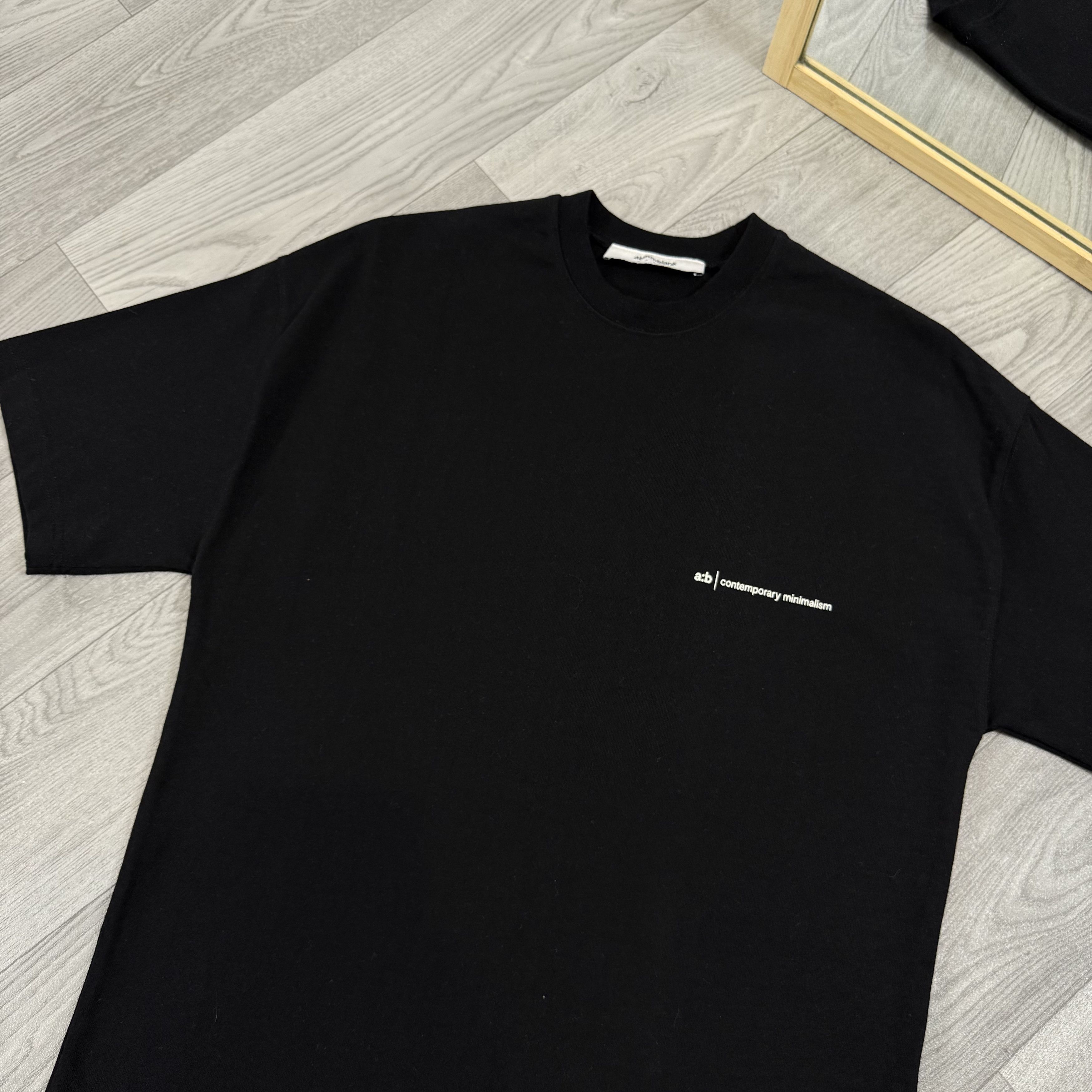 About:Blank About:Blank contemporary minimalism Graphic Boxy Tee Shirt Size US S / EU 44-46 / 1 - 7 Thumbnail