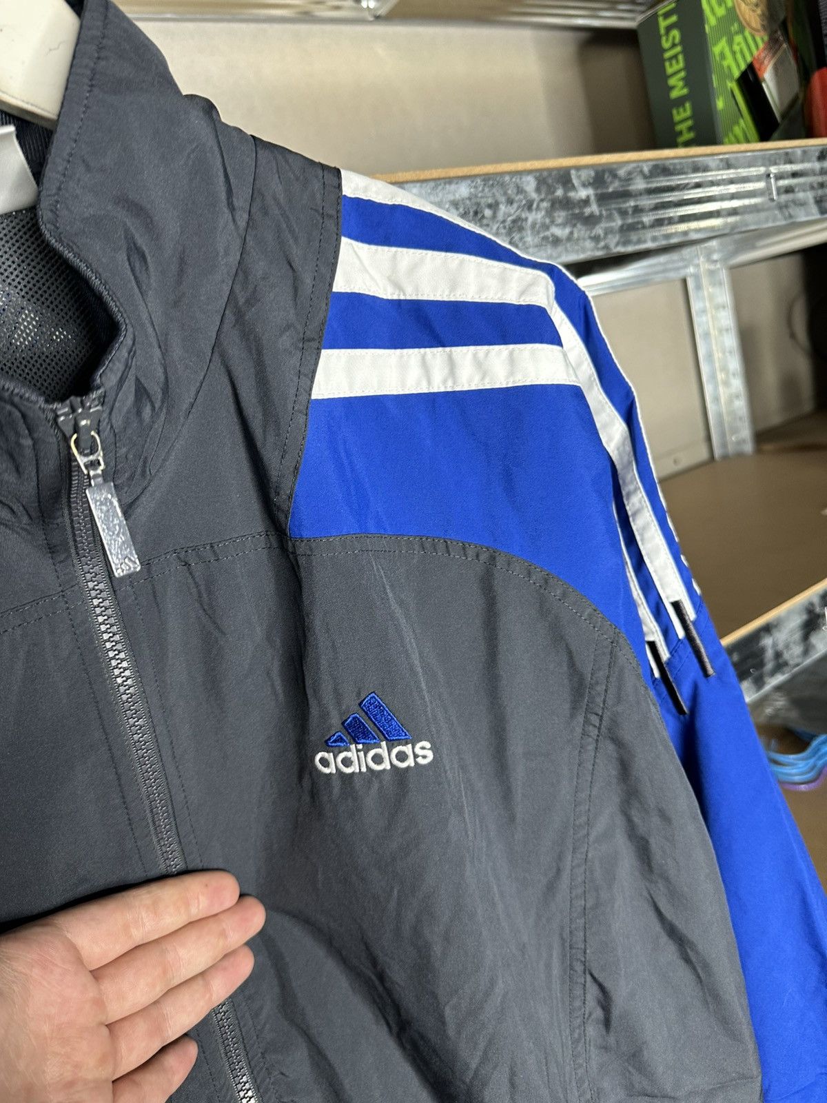 Adidas Adidas Vintage Light Suit Jacket 3 striped Size US XL / EU 56 / 4 - 3 Thumbnail