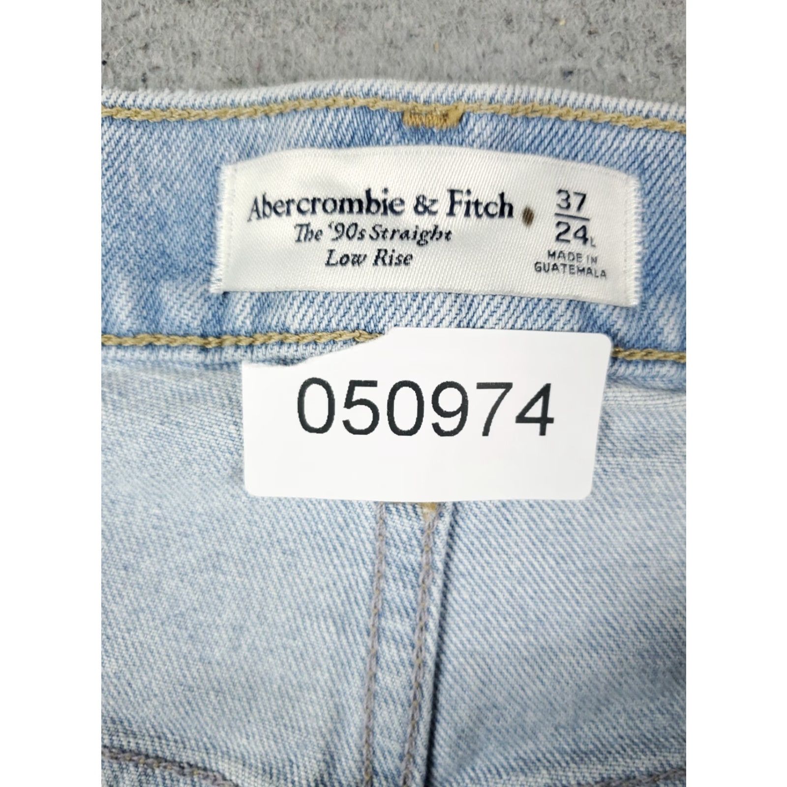 Abercrombie & Fitch Abercrombie & Fitch Jeans Womens Size 37 Blue Straight Leg Distressed Denim Pants Size 25" / US 0 / IT 36 - 8 Thumbnail