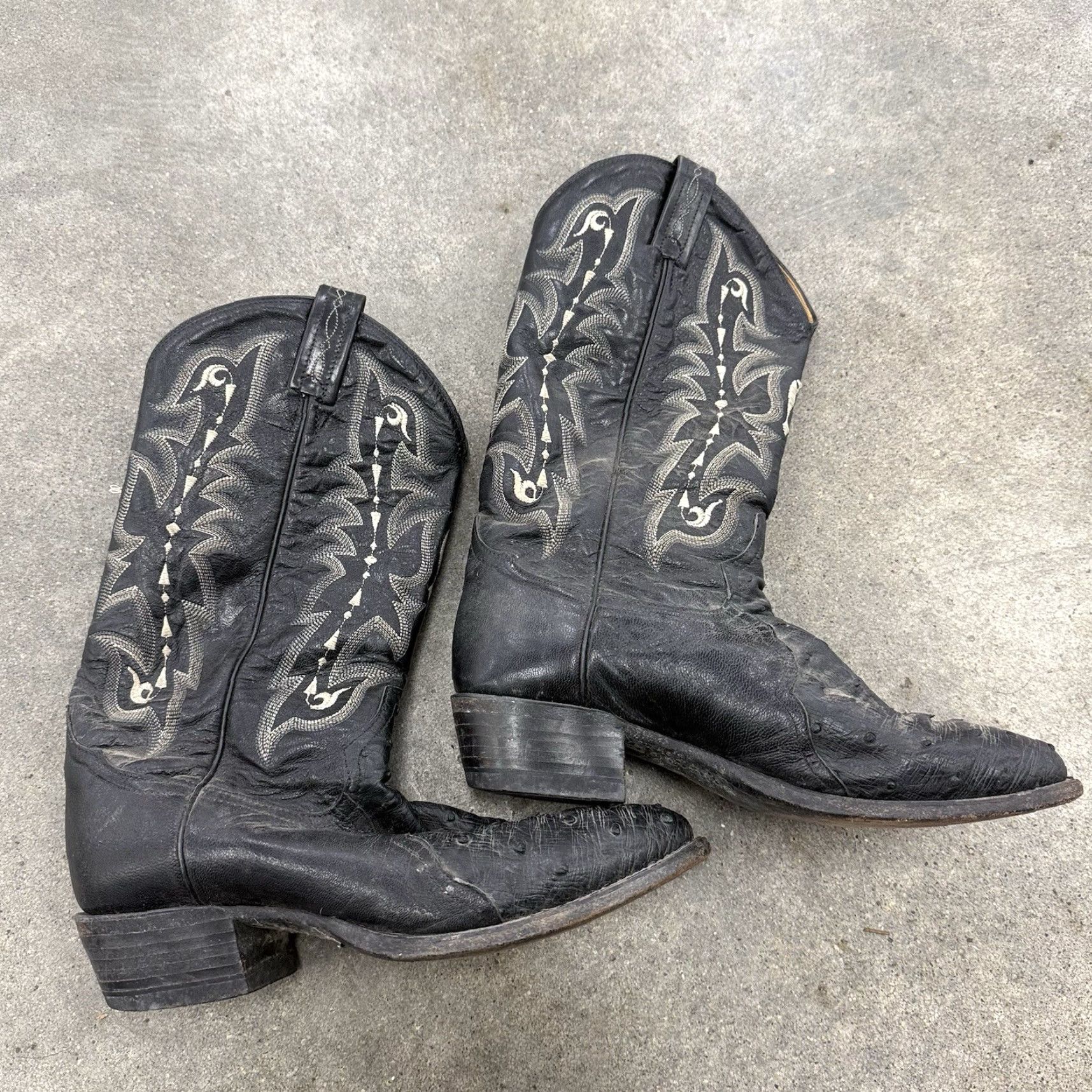 Tony Lama VINTAGE Tony Lama Boots Western Cowboy Distressed Exotic Black Ostrich Leather 8.5 D Mens Size US 9 / EU 42 - 2 Thumbnail