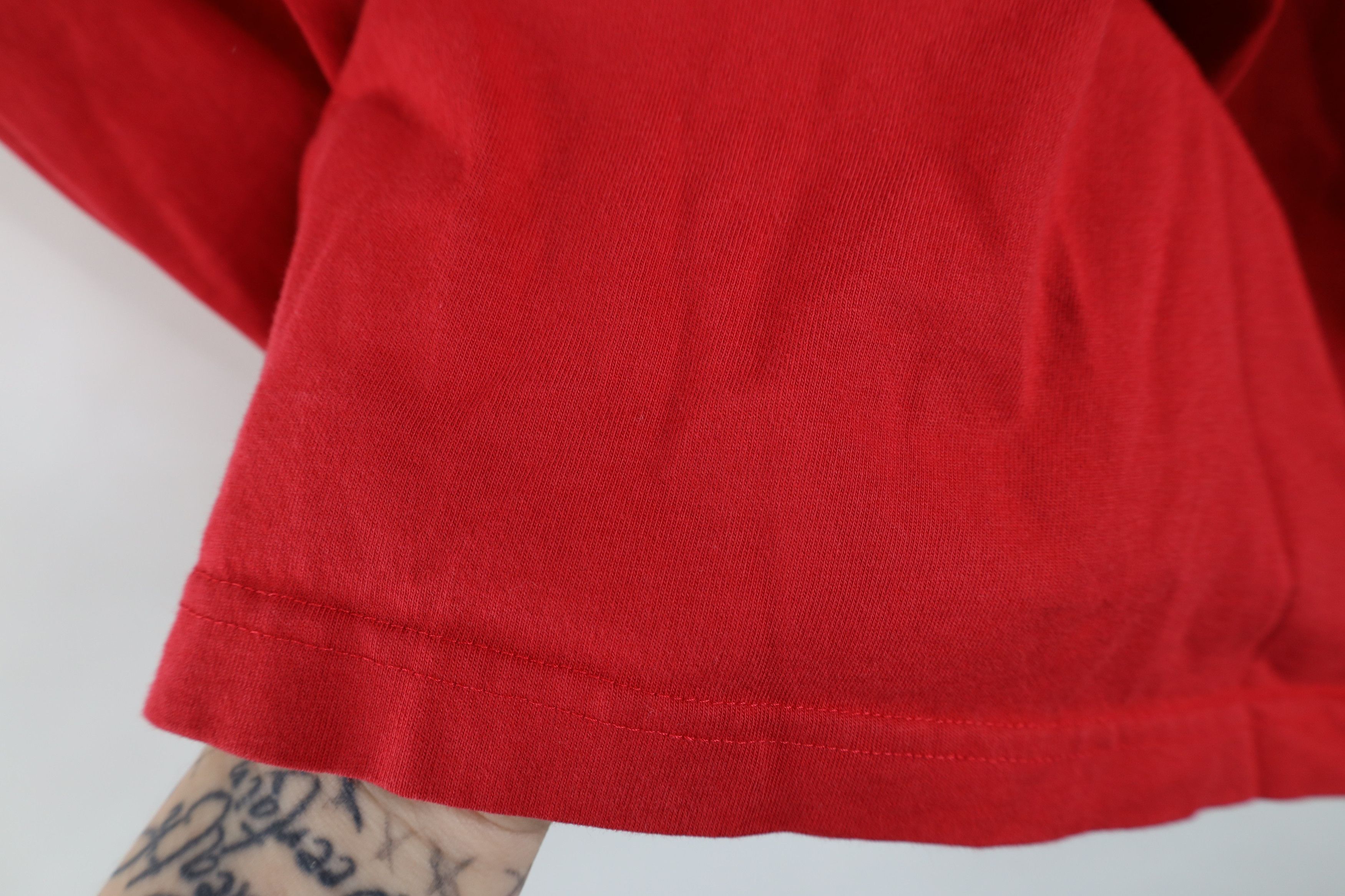Brooks Brothers Vintage 90s Brooks Brothers Short Sleeve T-Shirt Red Cotton Size US L / EU 52-54 / 3 - 8 Thumbnail