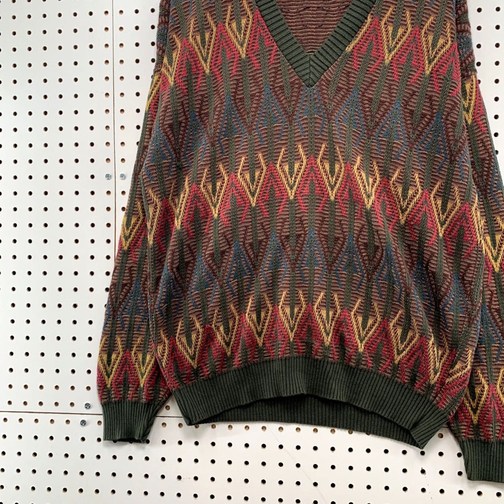 Vintage VINTAGE Crossings Sweater Mens L Brown 90s Geometric Diamond V Neck Cotton Size US L / EU 52-54 / 3 - 5 Thumbnail