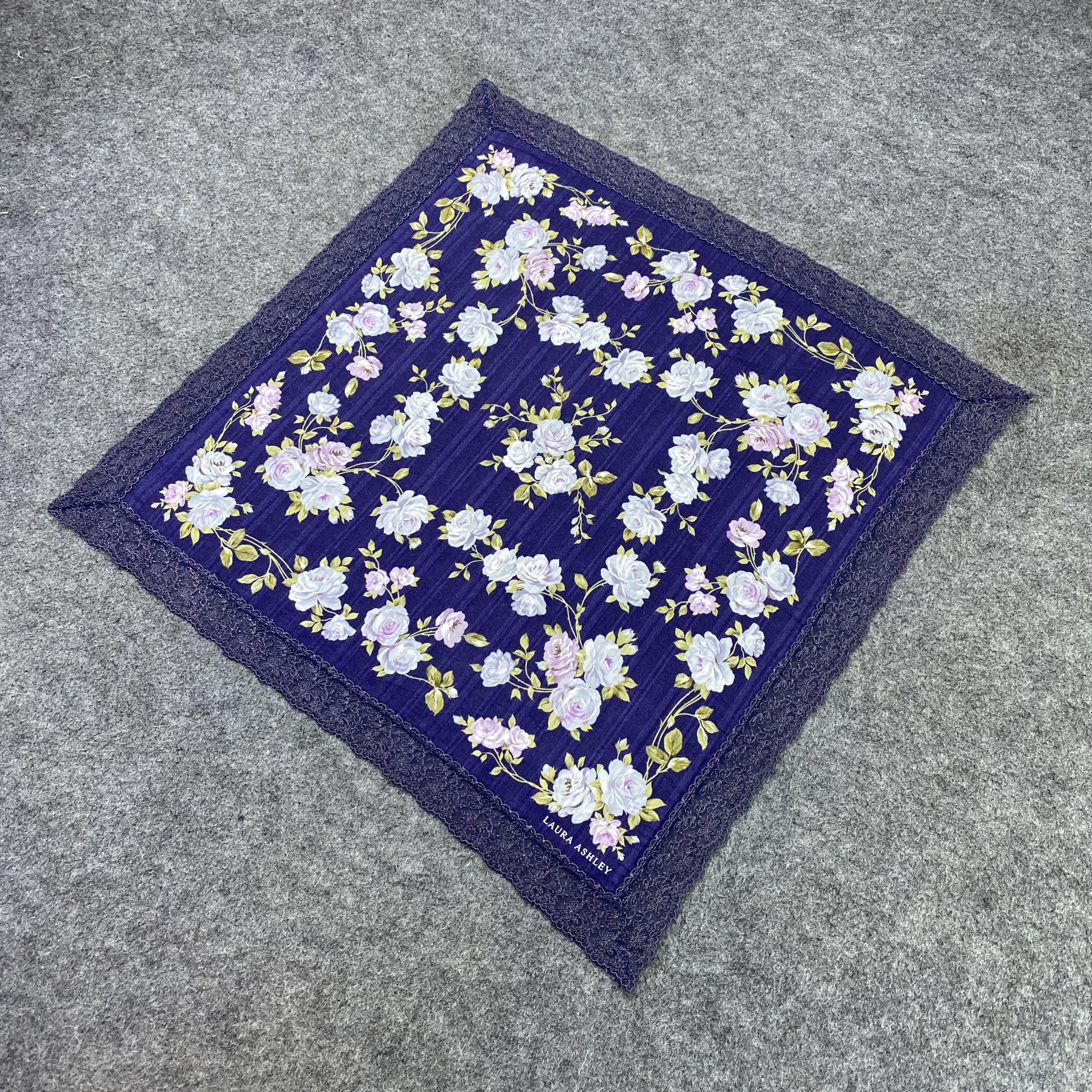 Laura Ashley Laura Ashley Handkerchief Neckerchief Bandana-B1992 Size ONE SIZE - 4 Thumbnail