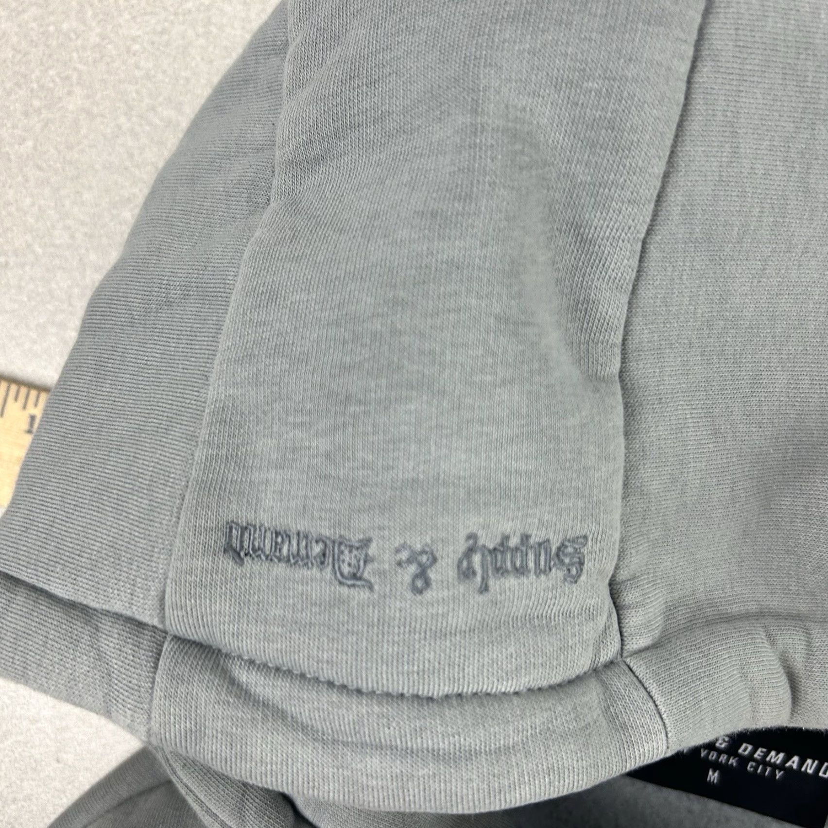 Supply & Demand Supply & Demand Codey Graphic Hoodie Men’s M Gray Streetwear Pullover Hooded Long Sleeve Cotton Polyester City Streetwear Mens Size US M / EU 48-50 / 2 - 4 Thumbnail