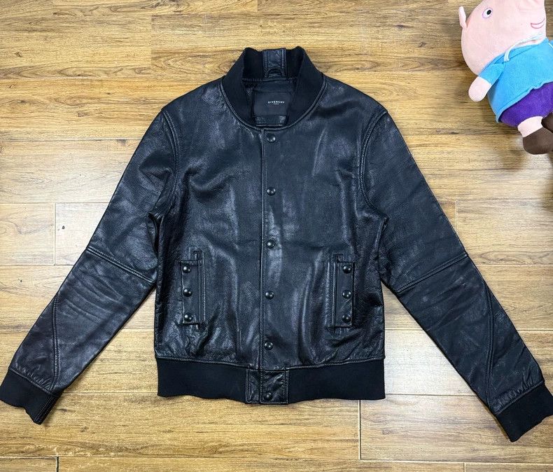 Givenchy Givenchy Men's sheepskin business casual baseball style re Size US L / EU 52-54 / 3 - 1 Thumbnail