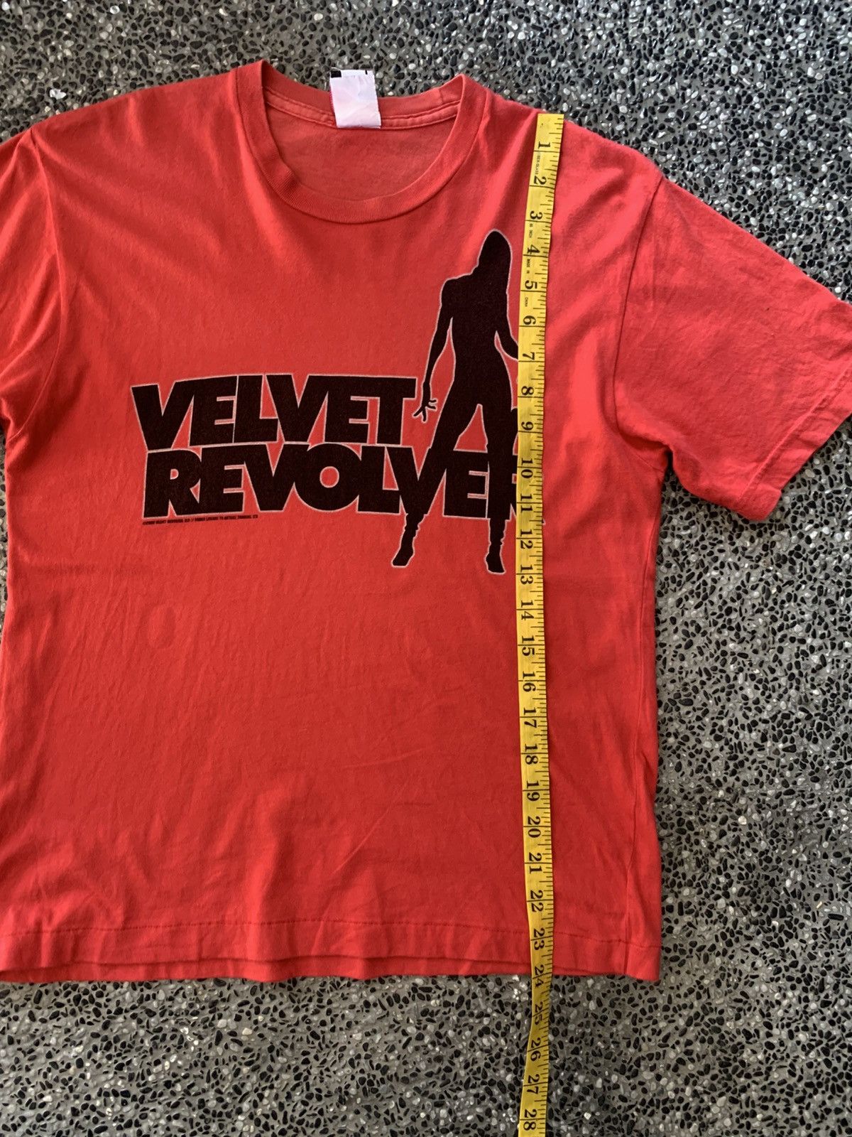 Band Tees × Vintage Vintage 2005 Velvet Revolver Supergroup Band T shirt Size US S / EU 44-46 / 1 - 9 Thumbnail