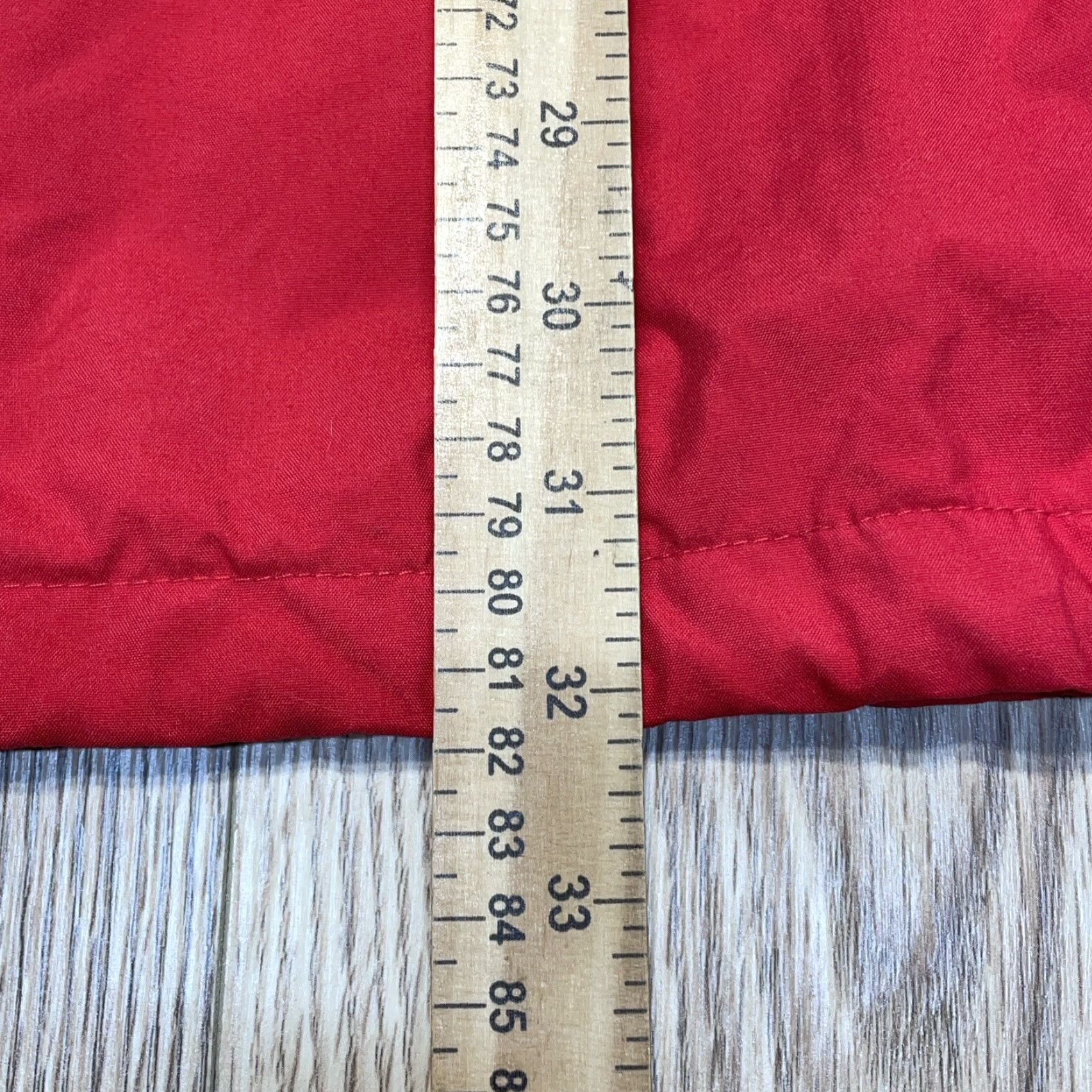 Marlboro VINTAGE Marlboro Red Full Zip Hooded Rain Jacket Size L Mens Size US L / EU 52-54 / 3 - 7 Thumbnail