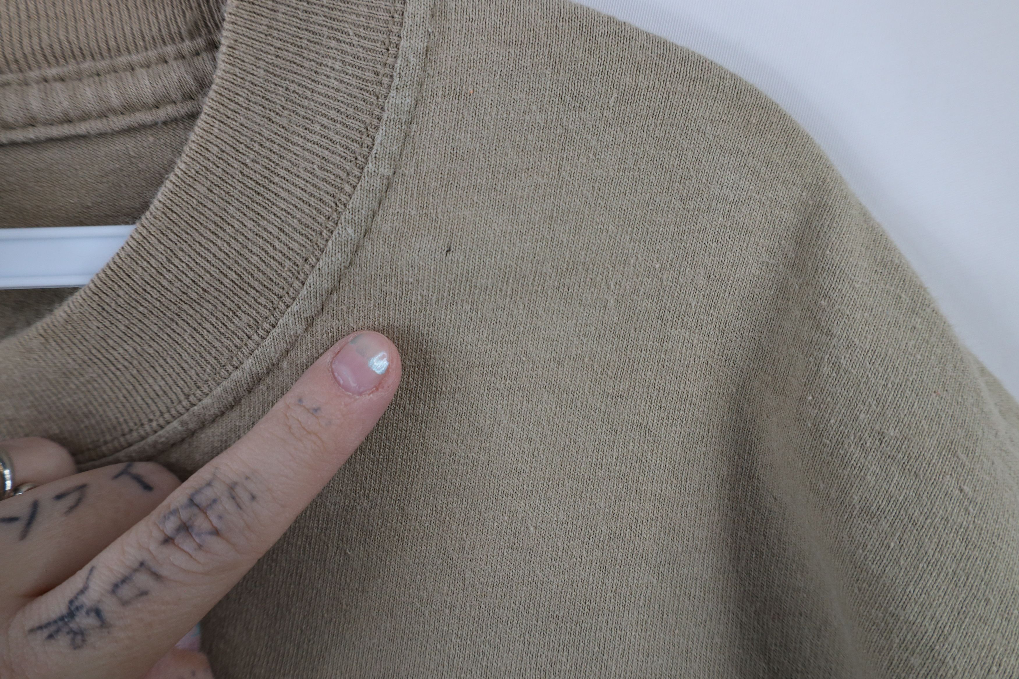 Vintage Vintage 90s Streetwear Heavyweight Cotton T-Shirt Beige Size US XXL / EU 58 / 5 - 6 Thumbnail