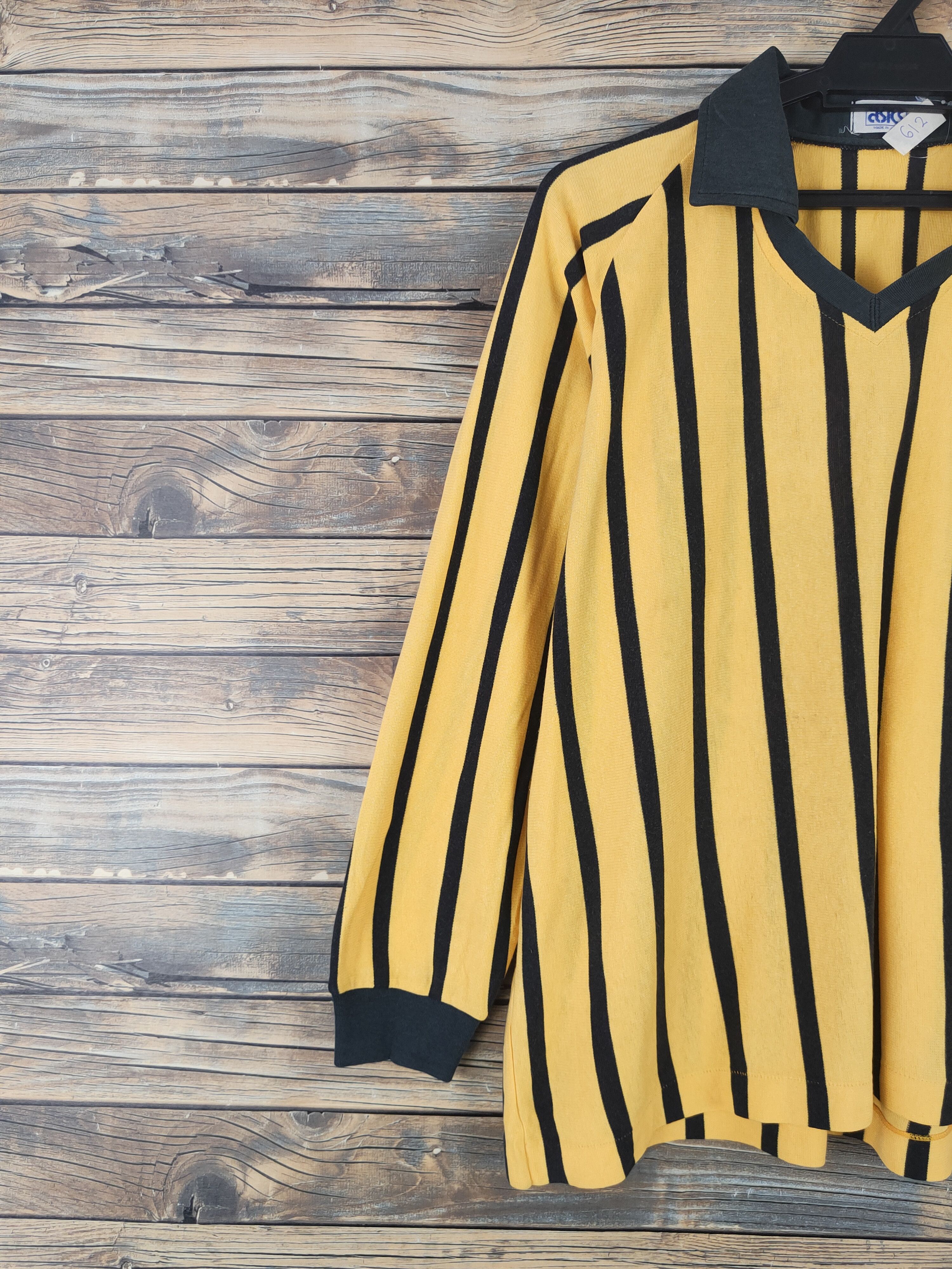 Asics DL Asics Yellow Black Stripe vintage japan jersey #612 Size US L / EU 52-54 / 3 - 4 Thumbnail