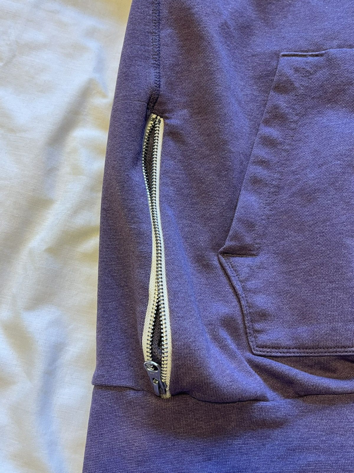 Nike Worn by D1 basketball player 6’8” 210 pounds Size US XL / EU 56 / 4 - 5 Thumbnail
