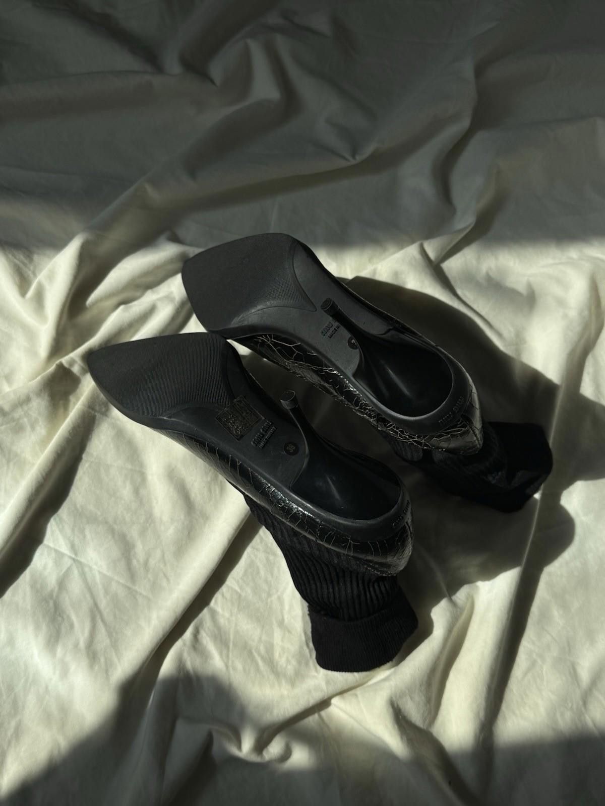 Miu Miu !NEW FW 2001 Miu Miu Cracked Leather Attached Sock Heels Size US 6 / IT 36 - 12 Thumbnail