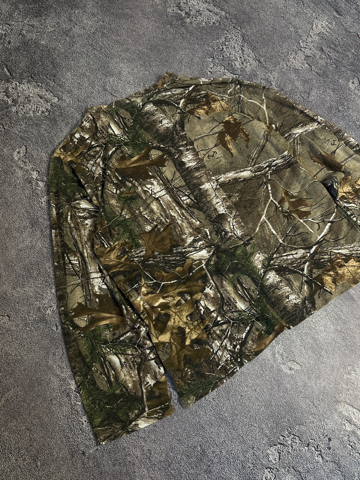 Japanese Brand Vintage y2k RealTree Camo Longsleeve Japan Archive Y2k Size US L / EU 52-54 / 3 - 6 Thumbnail