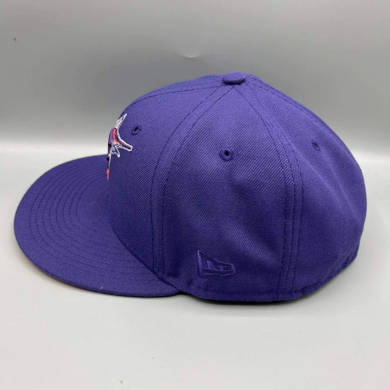 New Era Florida Marlins Hat Men 7 1/4 Purple Embroidered MLB Fitted Size ONE SIZE - 7 Thumbnail
