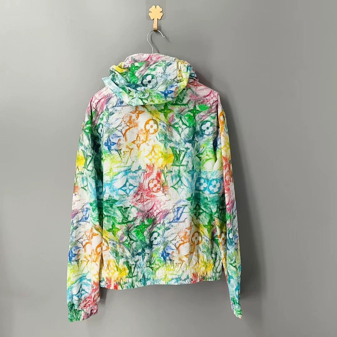 Louis Vuitton Louis Vuitton (LV) crayon graffiti logo all-over windbreaker Size XL / US 12-14 / IT 48-50 - 2 Thumbnail