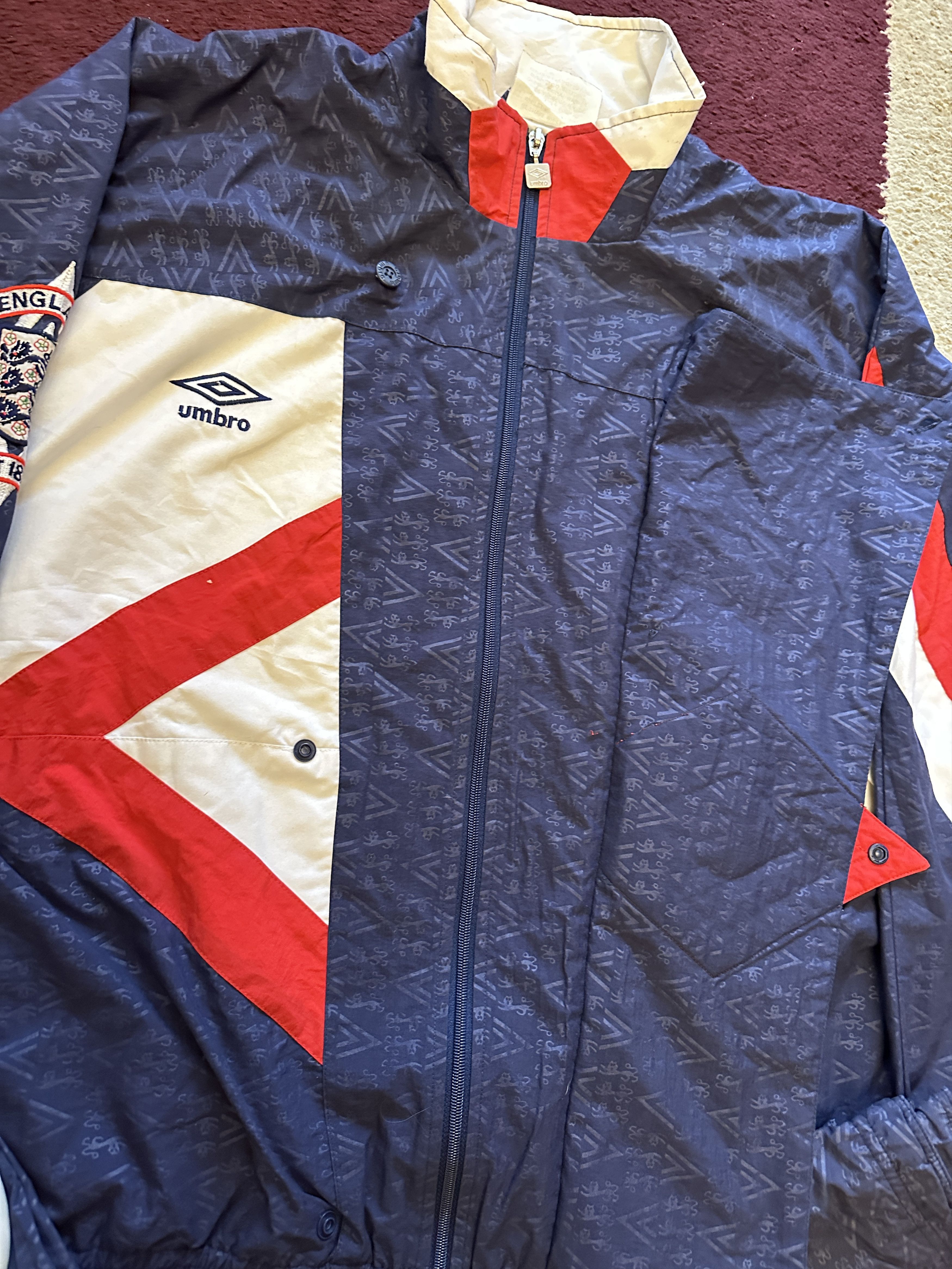 Umbro Umbro International 1992 vintage England big logo tracksuit Size US XL / EU 56 / 4 - 3 Thumbnail