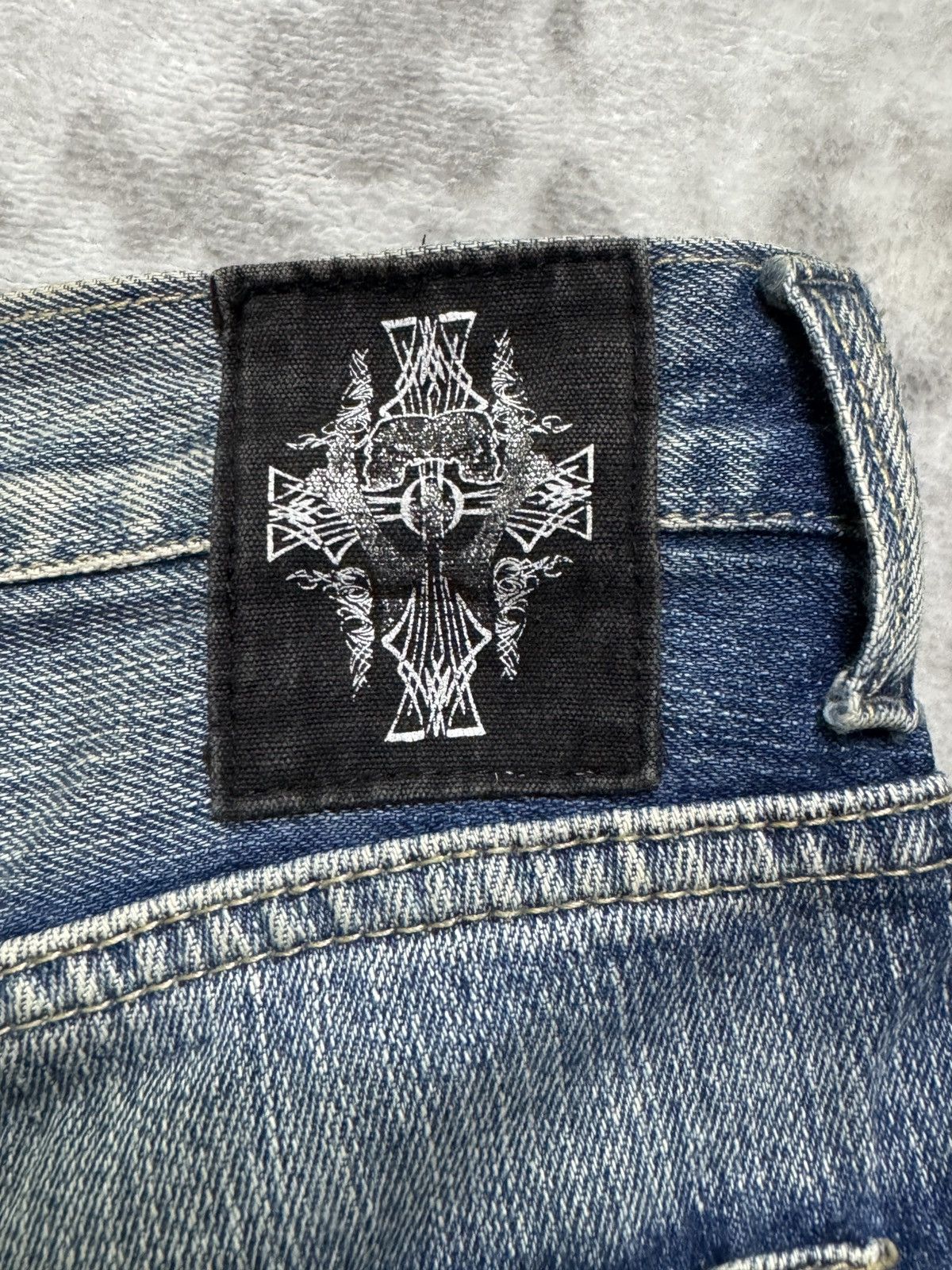 Vintage Vintage Wild Life Angel Wing Flared Y2K Denim Jeans Size US 29 - 15 Thumbnail