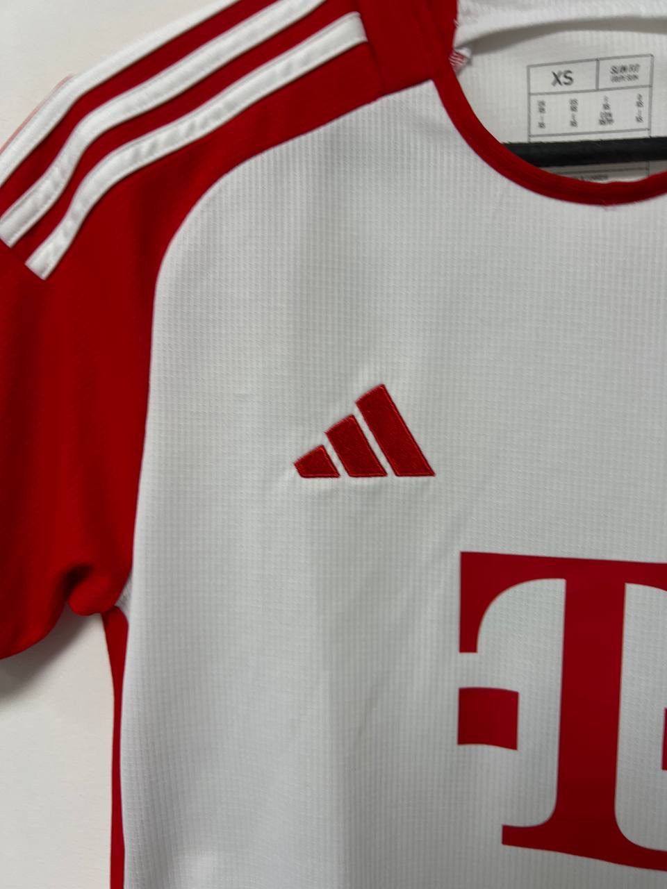 Adidas Bayern Munchen 2023/24 Home Jersey Football Shirt Adidas XS Size US XS / EU 42 / 0 - 4 Thumbnail
