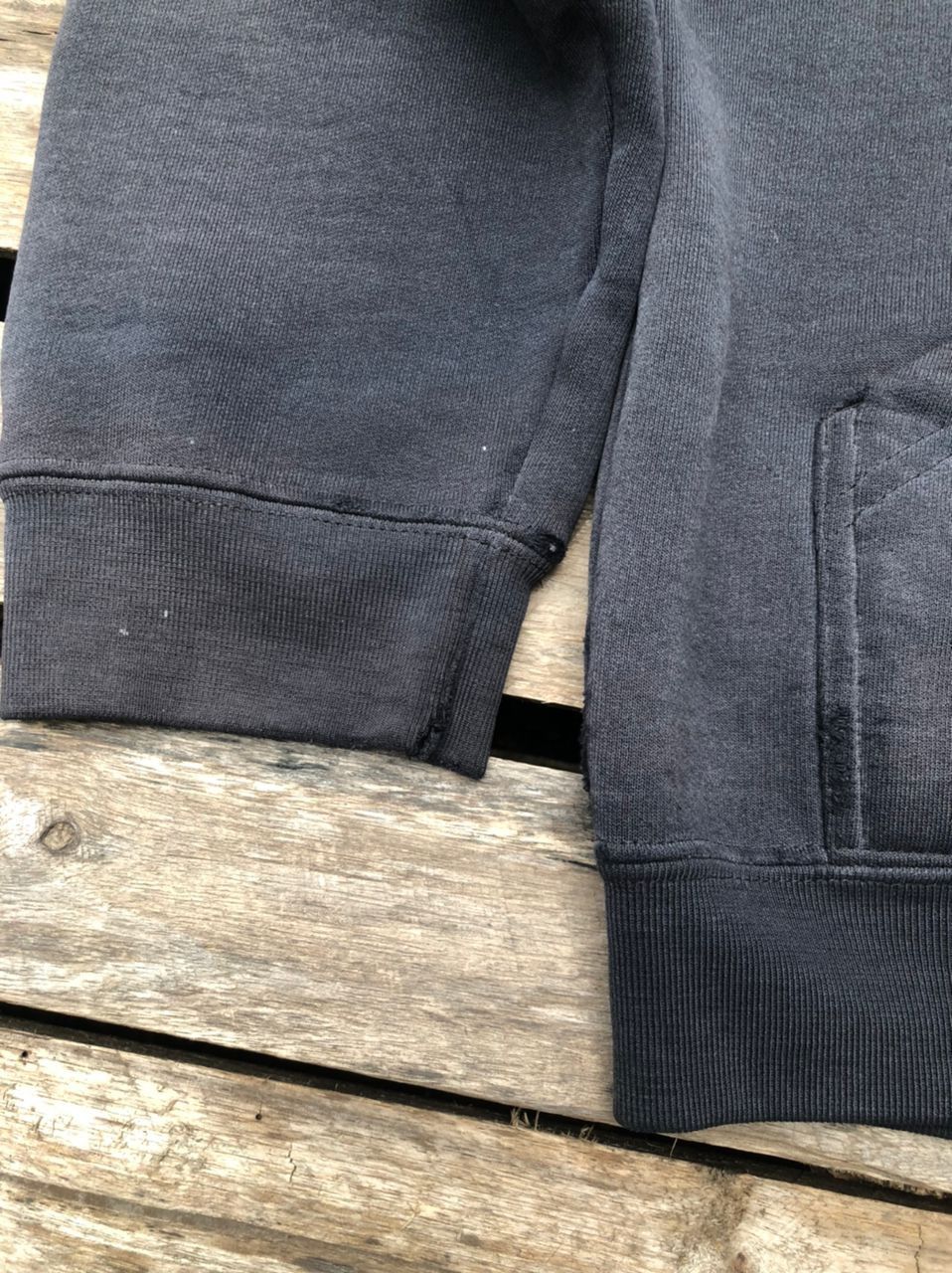 Quiksilver × Vintage Crazy Y2K Vintage Quiksilver Logo Hoodie Distressed Size US L / EU 52-54 / 3 - 7 Thumbnail