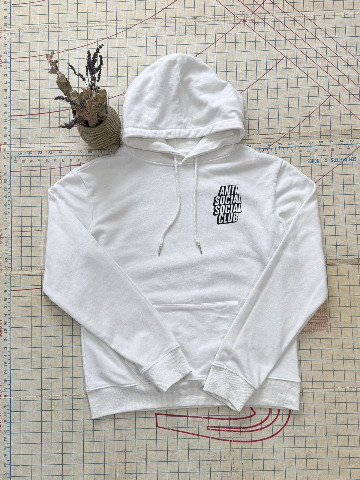 Anti Social Social Club Anti Social Social Club ASSC Hoodie White Large Pull Over Size US L / EU 52-54 / 3 - 7 Thumbnail