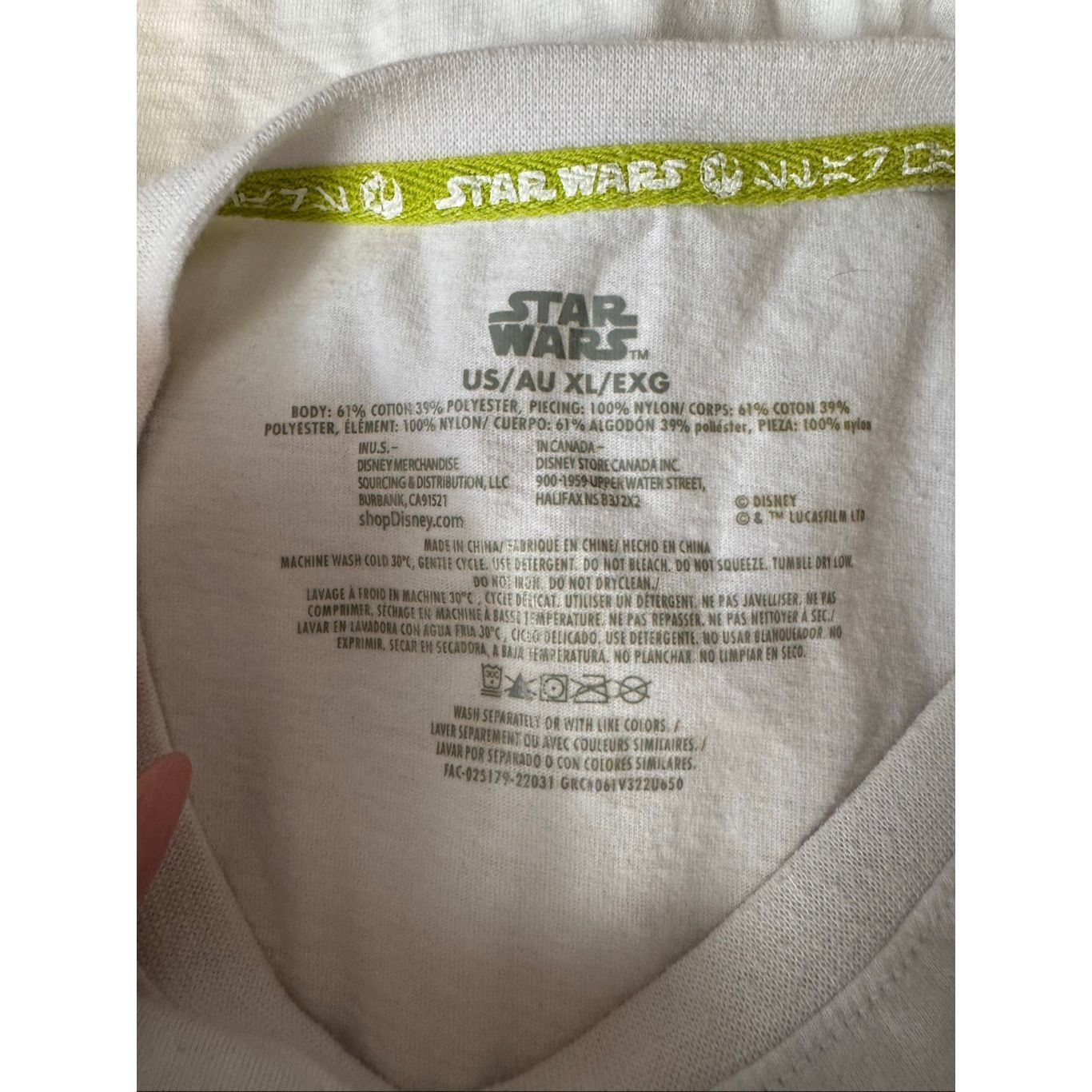 Star Wars Star Wars Darth Vader Graphic Tee XL – White & Black Colorblock Hem, Men’s T-Shirt Size US XL / EU 56 / 4 - 2 Thumbnail