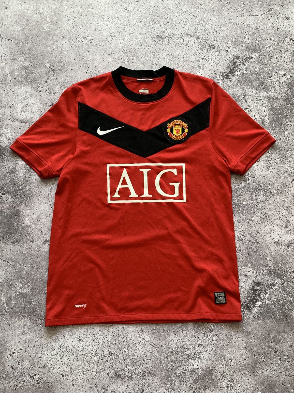 Nike 🔥NIKE MANCHESTER UNITED 2009/2010 HOME FOOTBALL SOCCER SHIRT Size US S / EU 44-46 / 1 - 2 Thumbnail