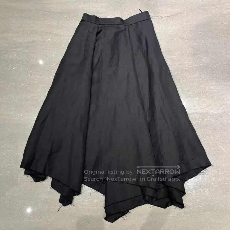 Loewe Loewe Irregular Black Midi Skirt for Women . Size 28" / US 6 / IT 42 - 2 Thumbnail