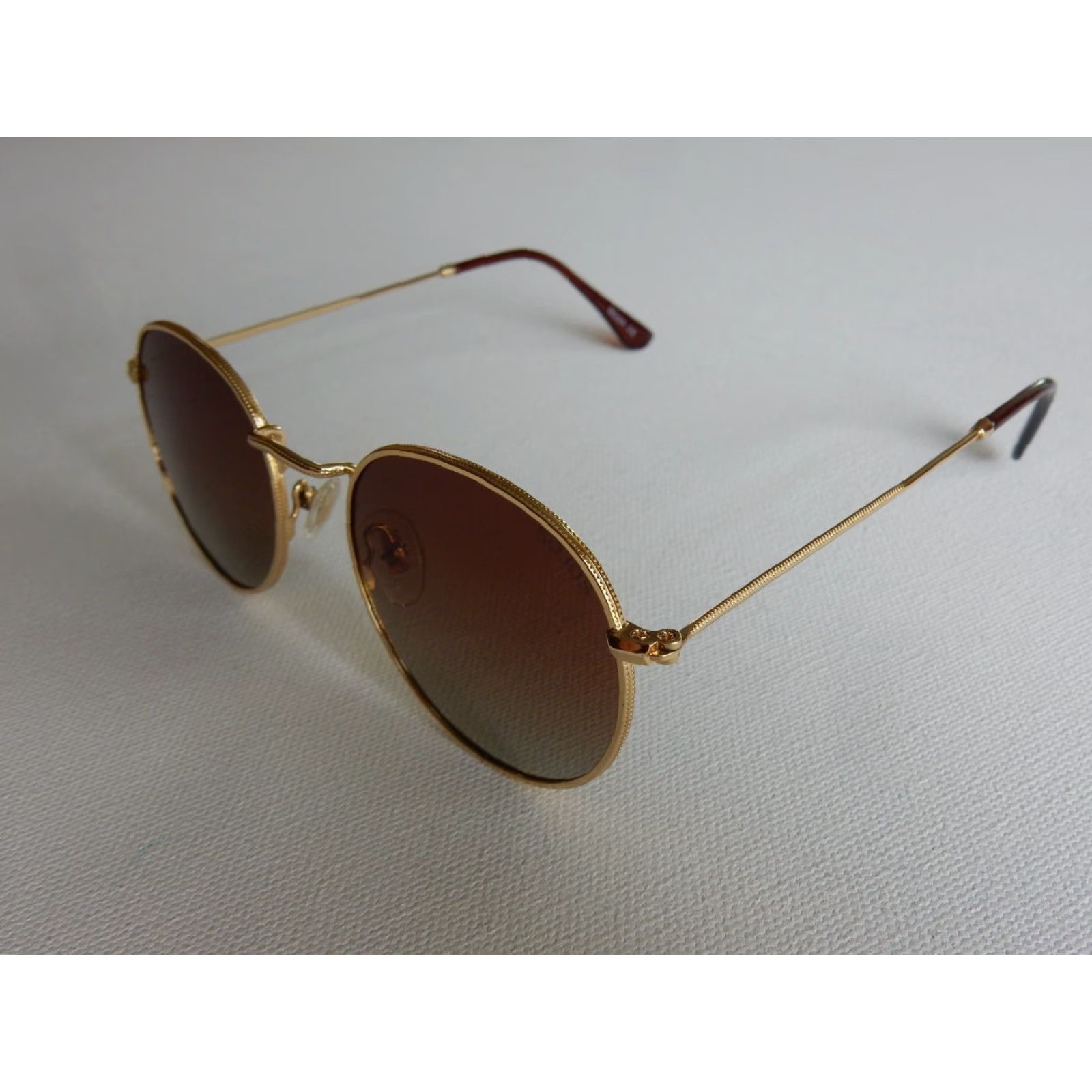 Vintage Sojos Sunglasses Women's Gold Small Scratch-Resistant UV Protection Fashion Accessory Size ONE SIZE - 2 Thumbnail