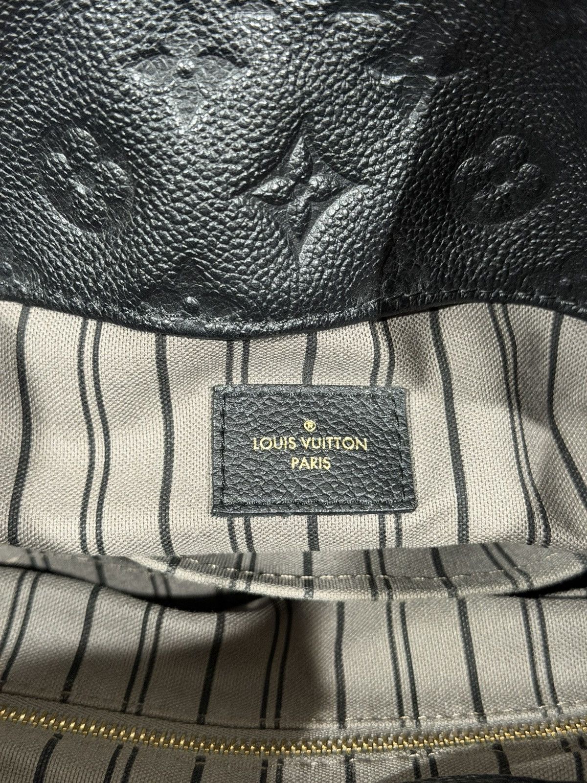 Louis Vuitton Louis Vuitton Artsy MM Bag Black Monogram Empreinte Leather Size ONE SIZE - 8 Thumbnail