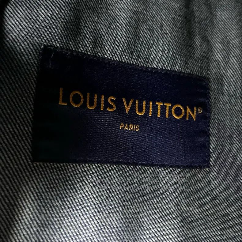 Louis Vuitton Louis Vuitton 25 Latest Blue Collarless Denim Riveted Full Size US M / EU 48-50 / 2 - 3 Thumbnail