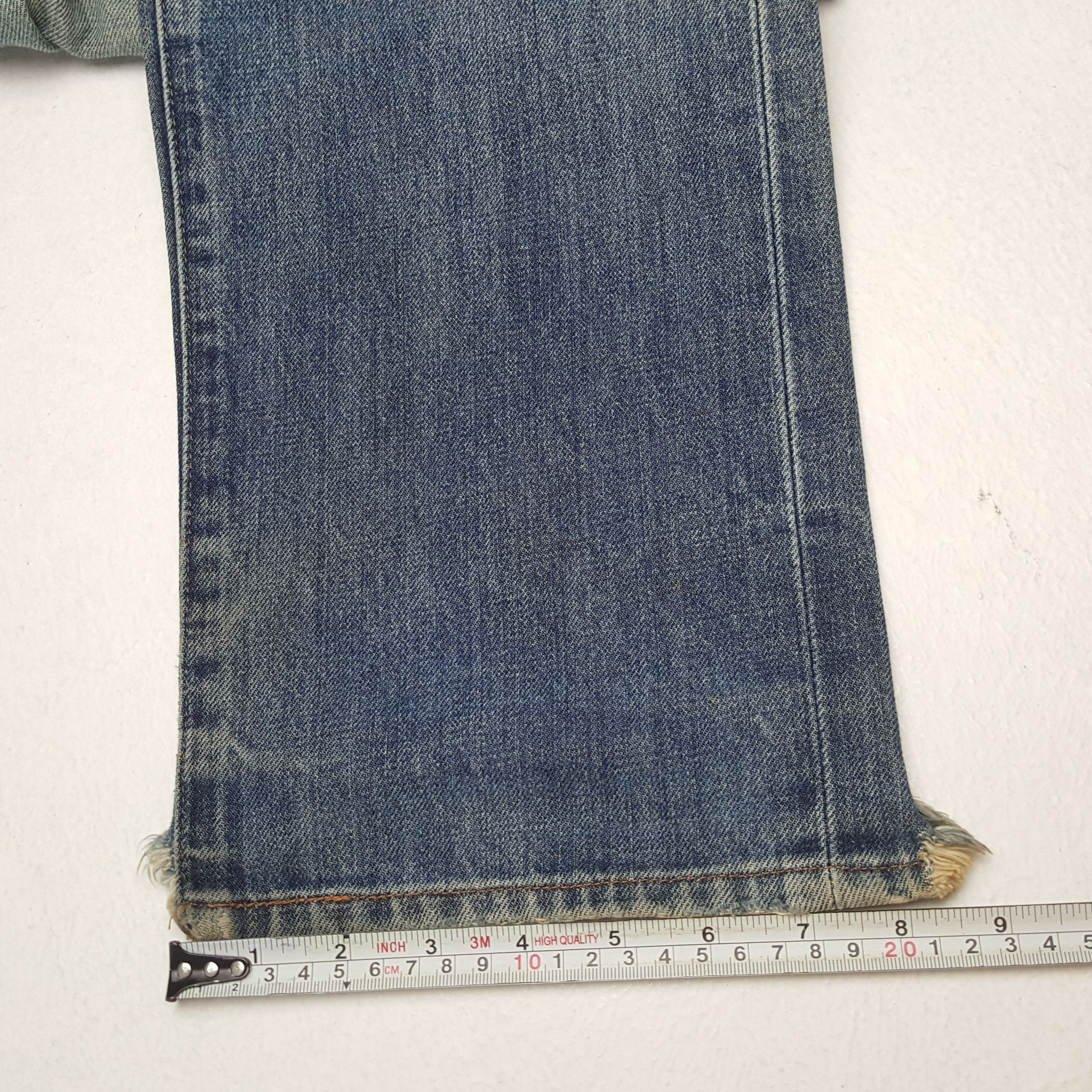 Levi's × Vintage LEVI'S Distressed Jeans Daily Streetwear Style Size US 29 - 11 Thumbnail