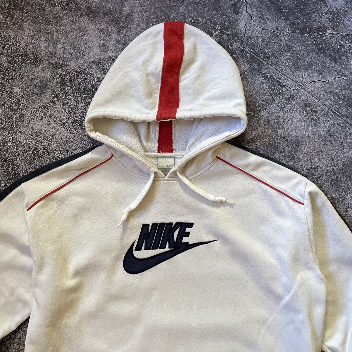 Nike Rare Vintage NIKE Spell Out Swoosh Hoodie Sweatshirt Size US XL / EU 56 / 4 - 2 Thumbnail