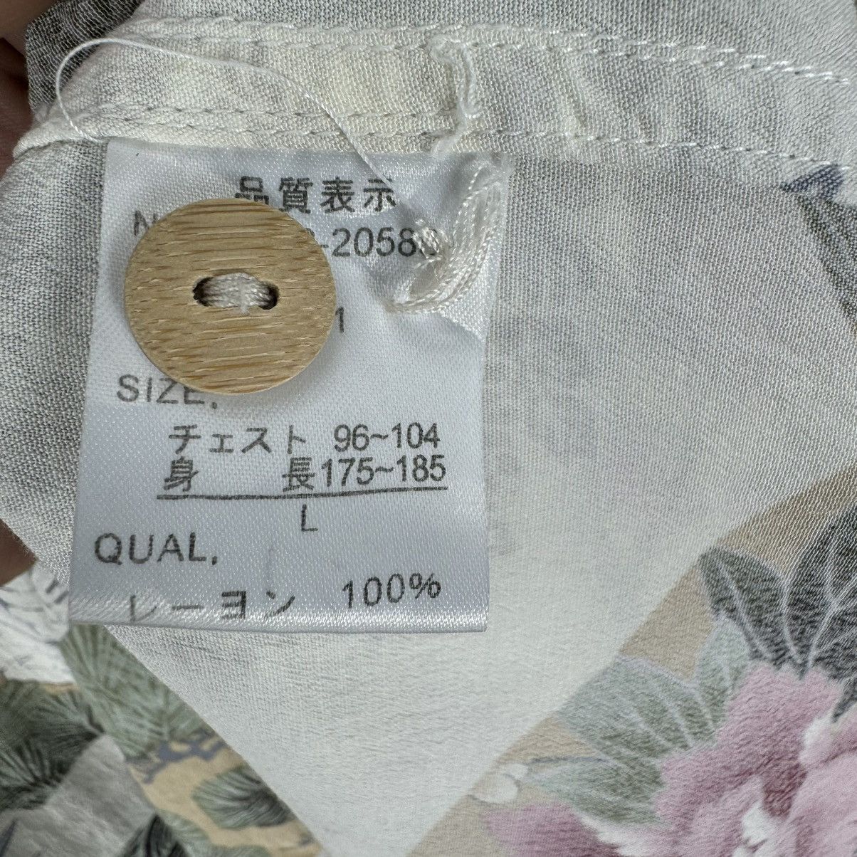Japanese Brand ☀️ONIWA SOTO HAWAII STYLE SUKAJAN RAYON SHIRTS Size US L / EU 52-54 / 3 - 9 Thumbnail