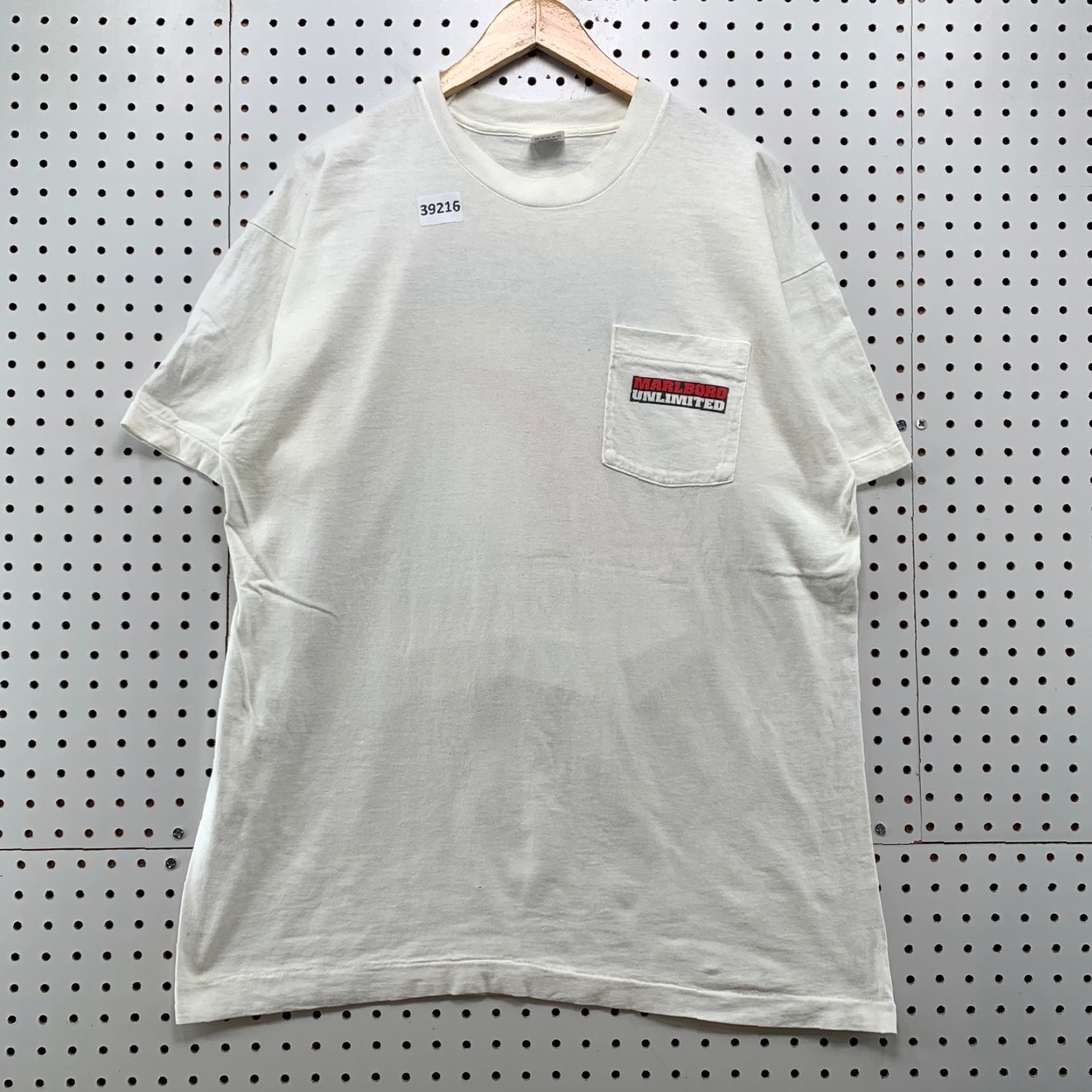 Fruit Of The Loom VINTAGE Fruit of the Loom 90s Marlboro Pocket Shirt XL White Short Sleeve Graphic Print Mens Cowboy Beer Size US XL / EU 56 / 4 - 2 Thumbnail