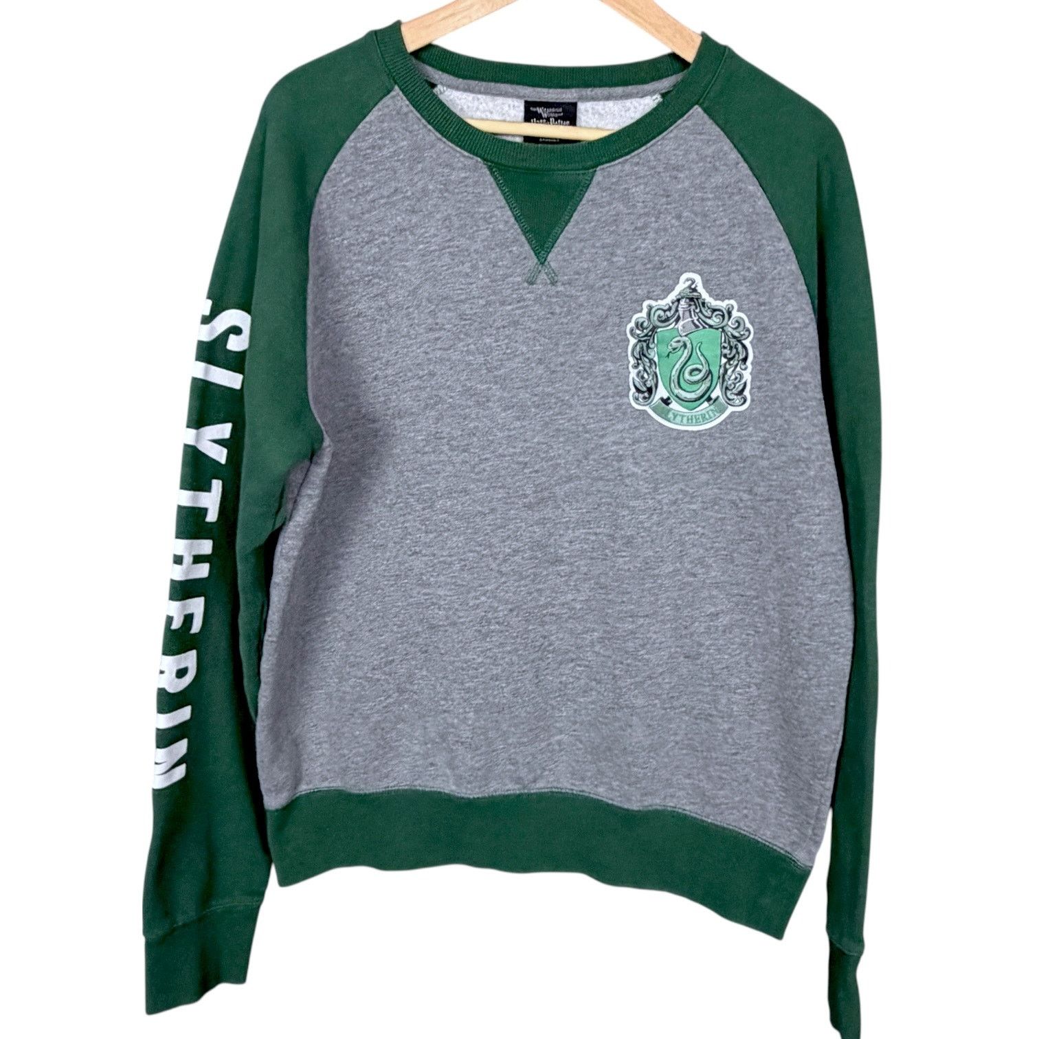 Universal Studios Harry Potter Wizarding World Slytherin House Sweatshirt L Size US L / EU 52-54 / 3 - 2 Thumbnail